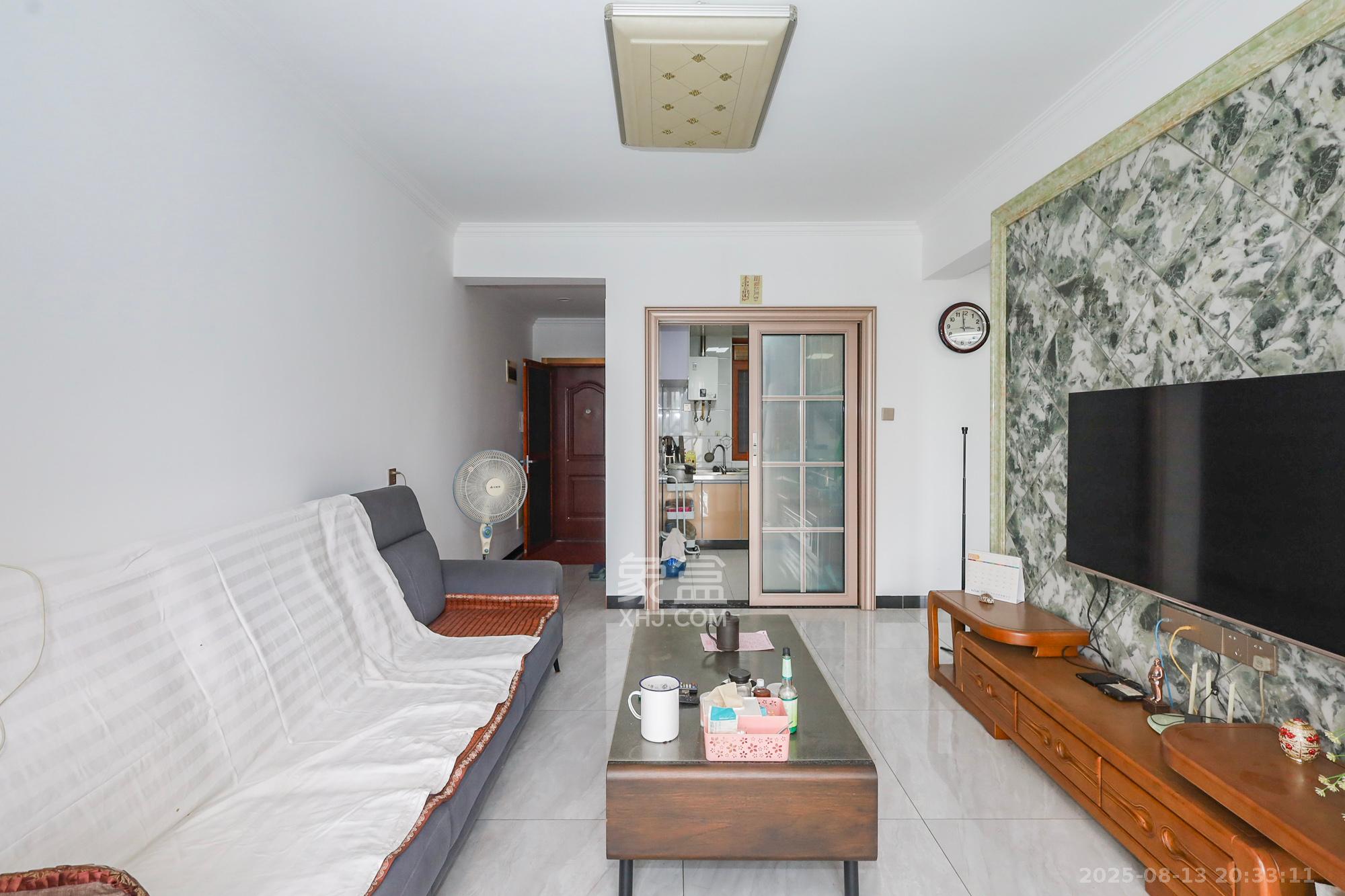 谷山庭院二期  2室2厅1卫    88.0万 谷山庭院二期  2室2厅1卫    88.0万客厅