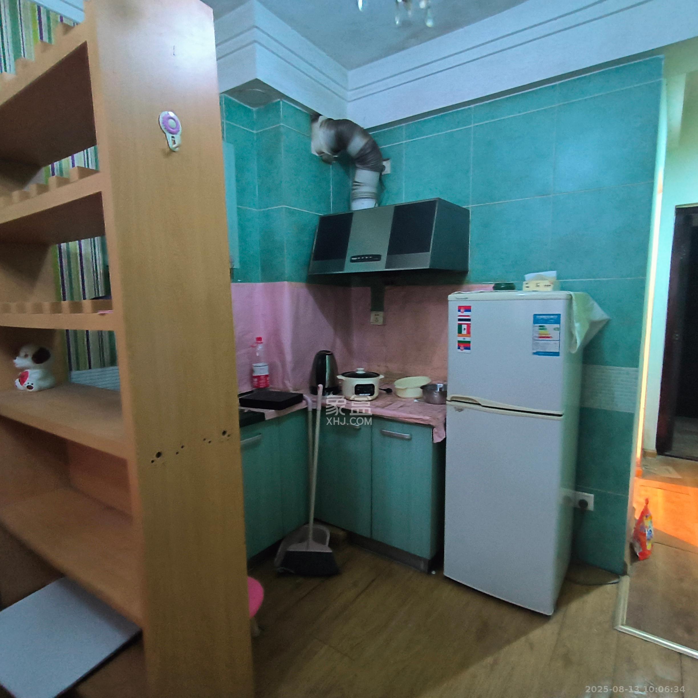 未来蜂巢 1室1厅1卫 700.0元/月 未来蜂巢 1室1厅1卫 700.0元/月室内图