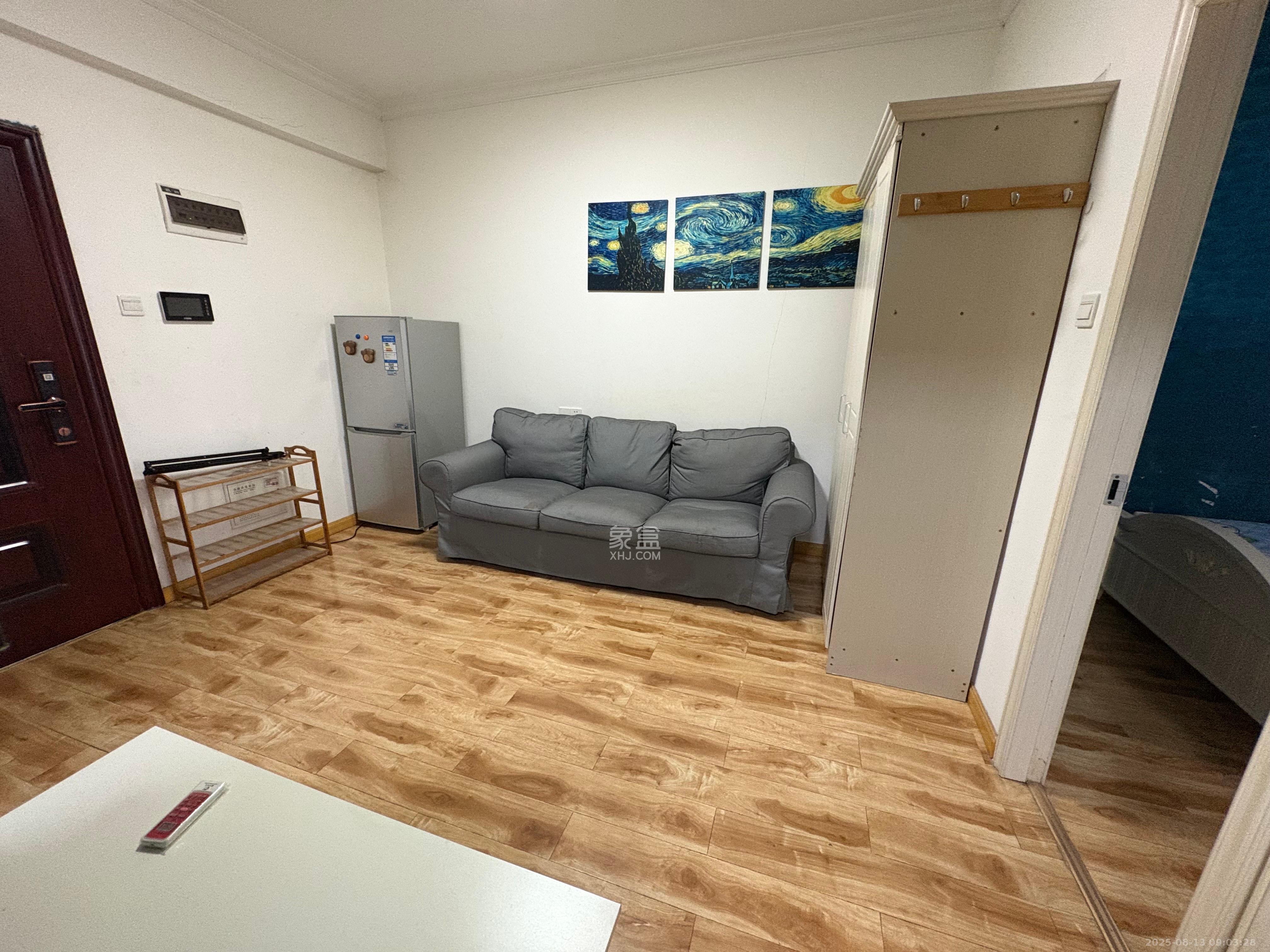 星宇V立方(旭和大厦)  2室1厅1卫    1850.0元/月 星宇V立方(旭和大厦)  2室1厅1卫    1850.0元/月室内图