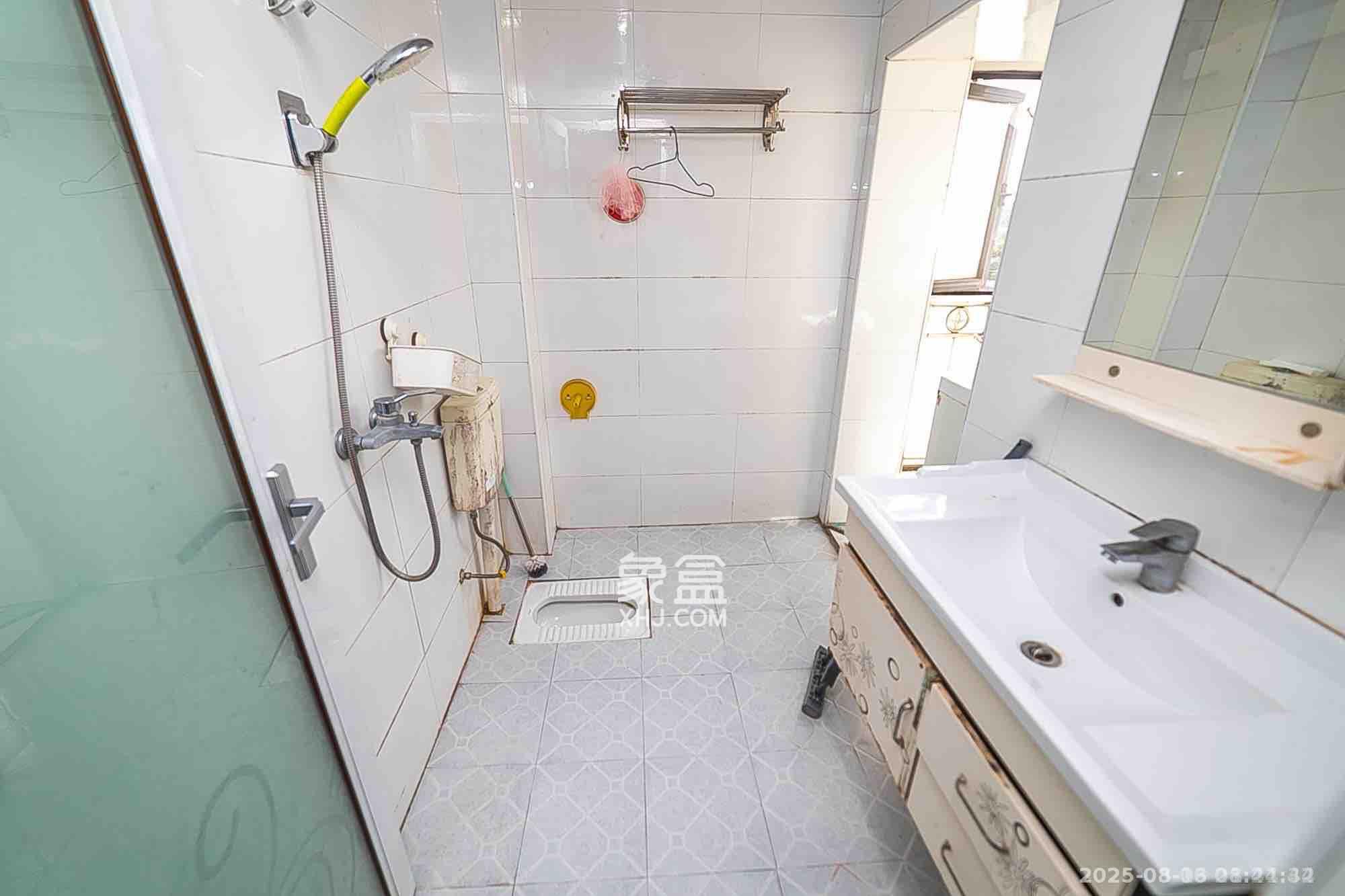 长盛岚庭 3室2厅1卫 1800.0元/月 长盛岚庭 3室2厅1卫 1800.0元/月室内图