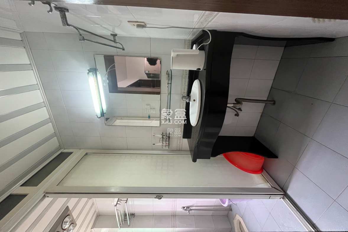 八方公司宿舍(师家老屋) 3室2厅2卫 2500.0元/月 八方公司宿舍(师家老屋) 3室2厅2卫 2500.0元/月室内图