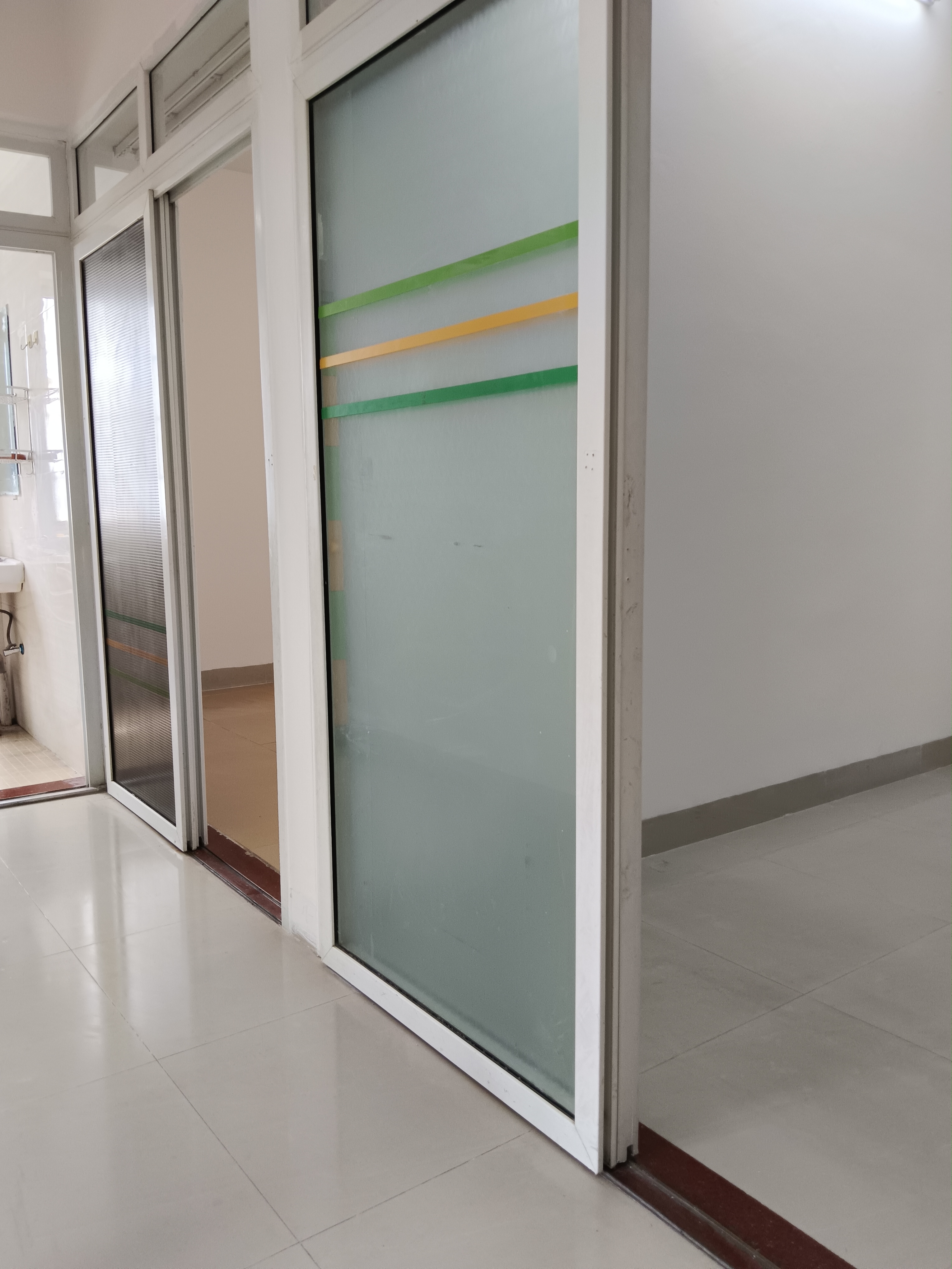 南亚广场  3室2厅2卫   2600.00元/月室内图