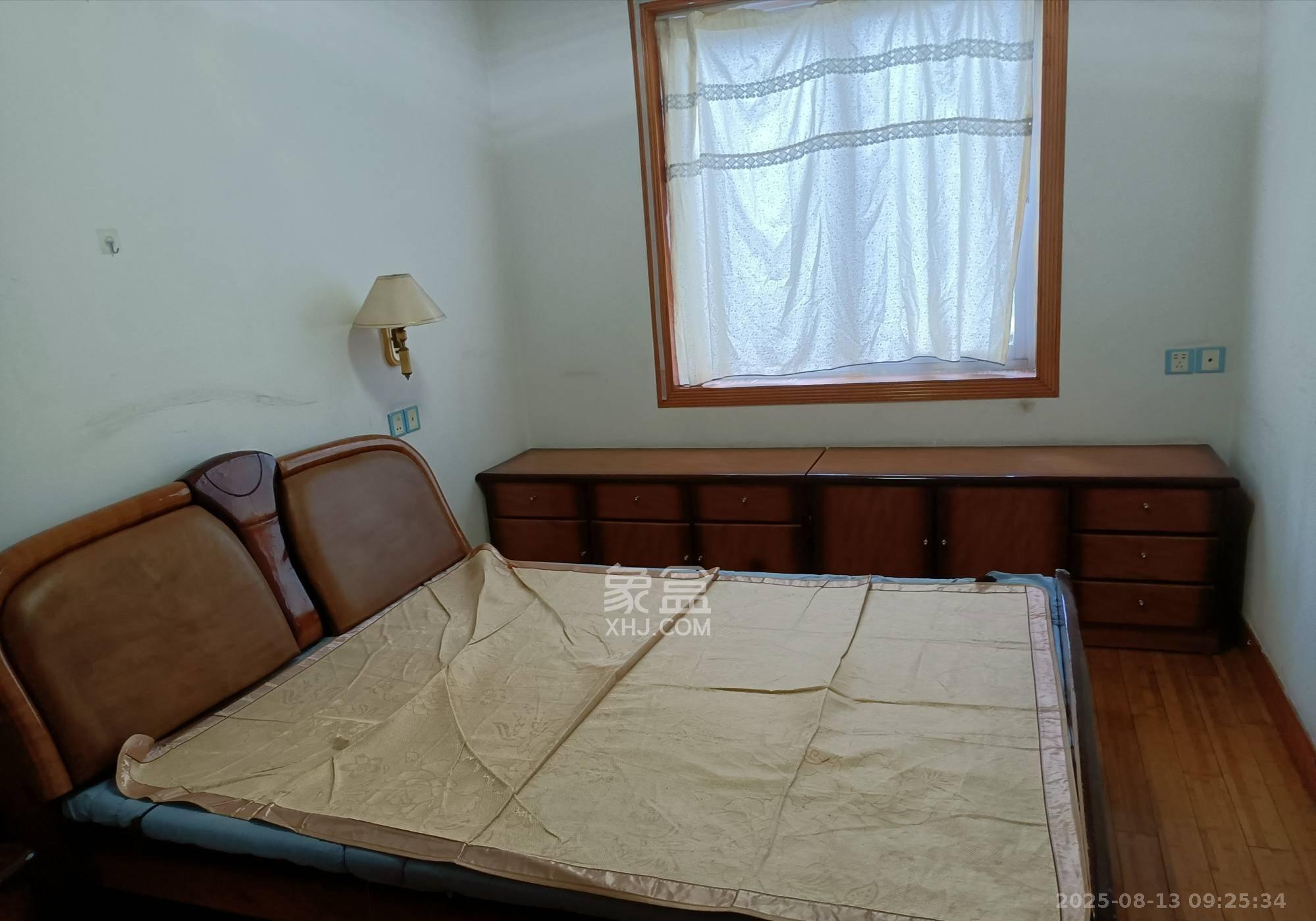 振业小区 2室1厅1卫 800.0元/月 振业小区 2室1厅1卫 800.0元/月室内图