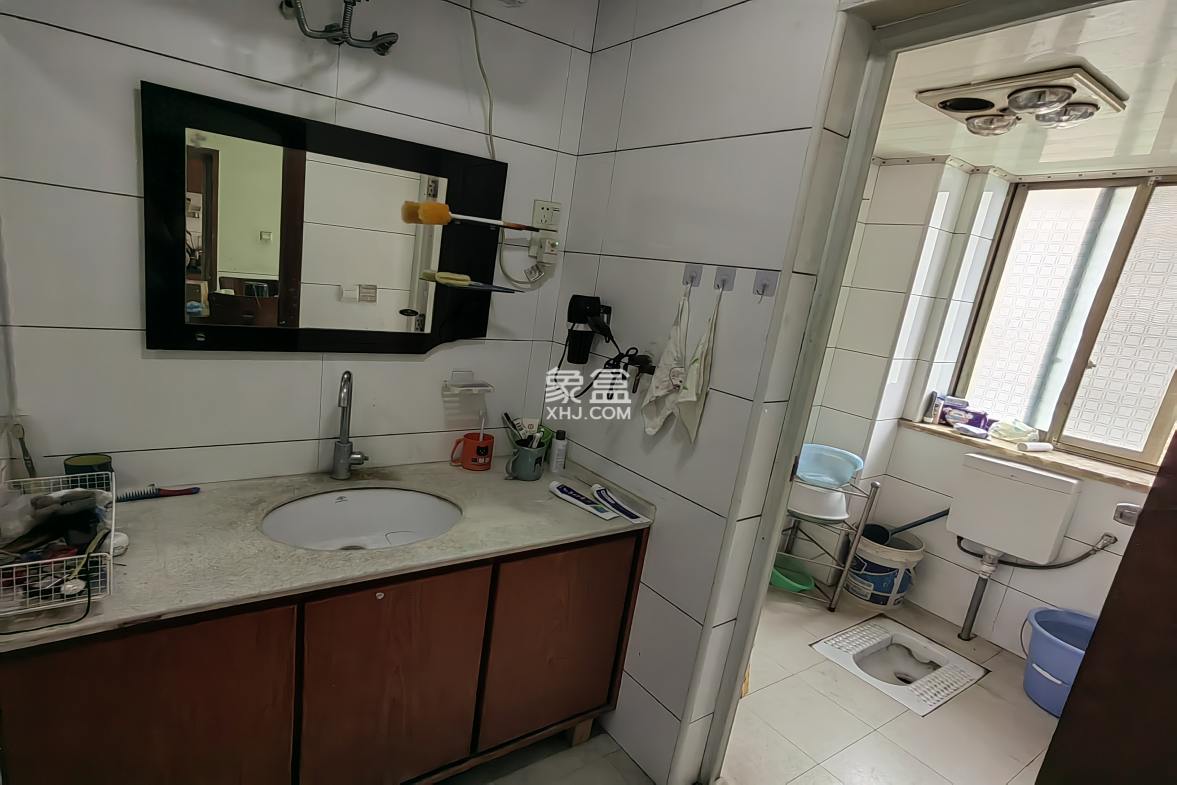 马良小区 3室2厅2卫 1200.00元/月 马良小区 3室2厅2卫 1200.00元/月室内图