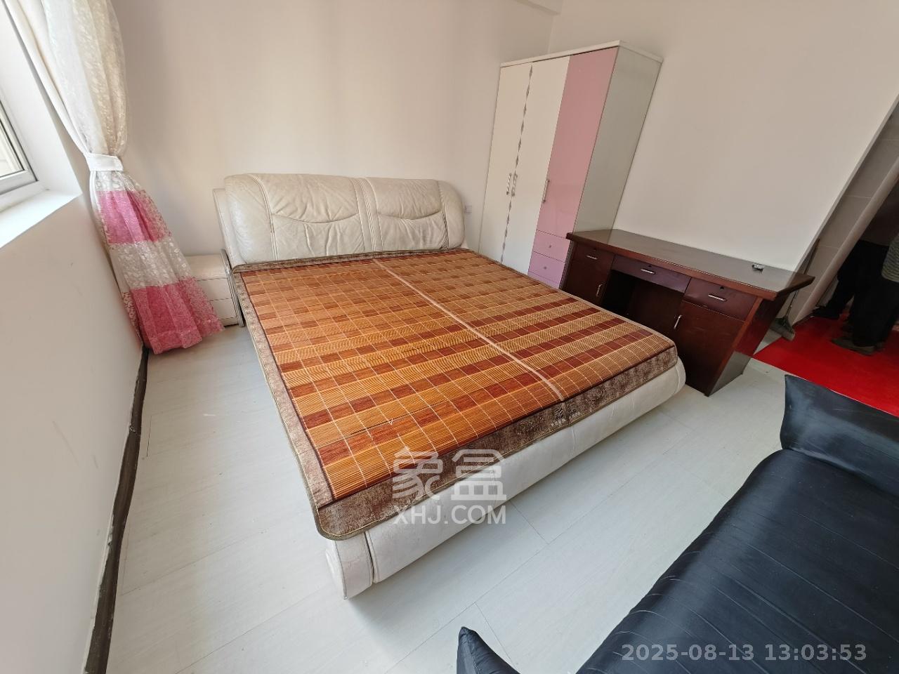 长远华樟名府 1室0厅1卫 1300.0元/月 长远华樟名府 1室0厅1卫 1300.0元/月室内图