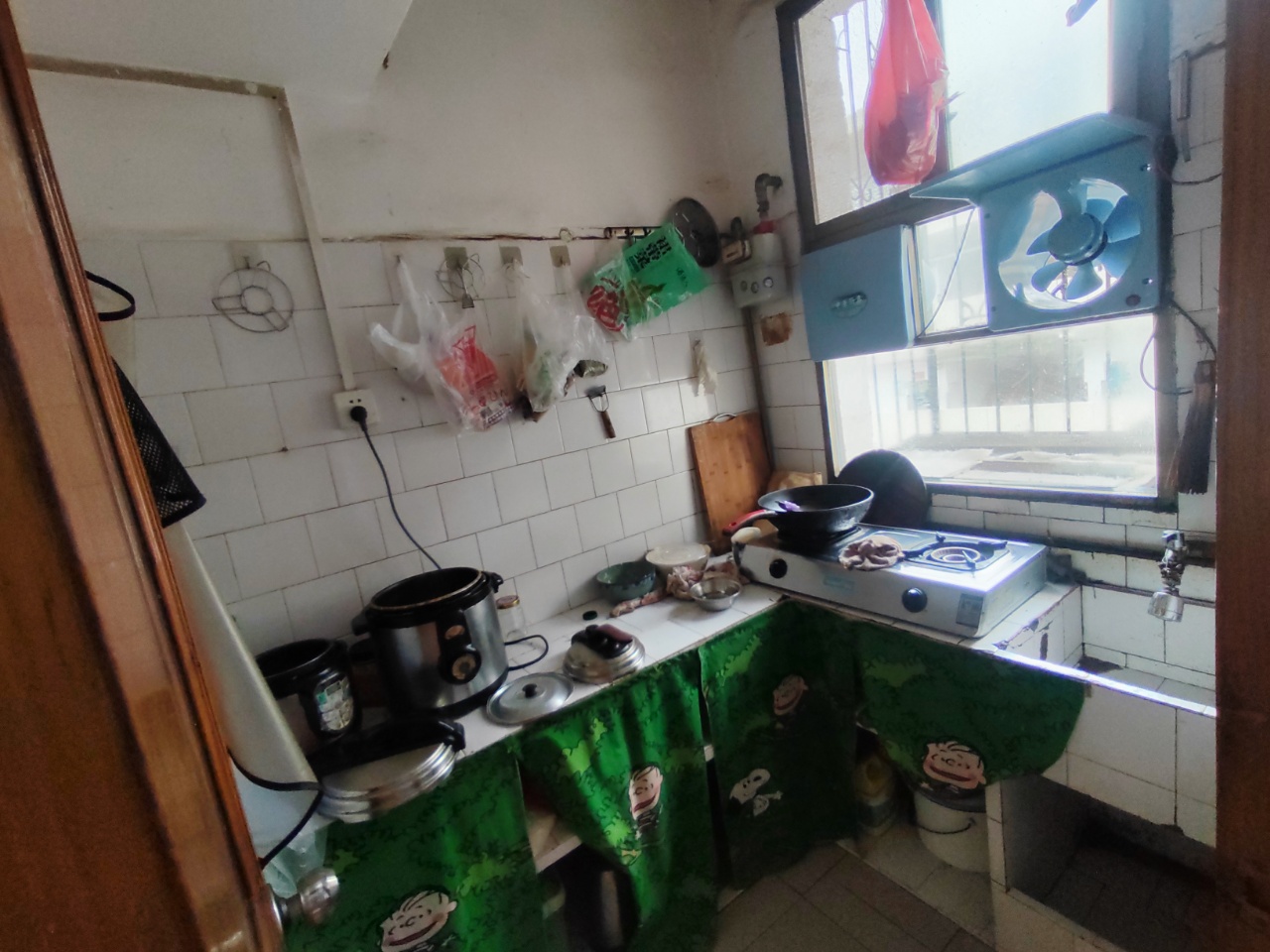 娄底第三完全小学家属楼 1室0厅0卫 1500.0元/月 娄底第三完全小学家属楼 1室0厅0卫 1500.0元/月室内图