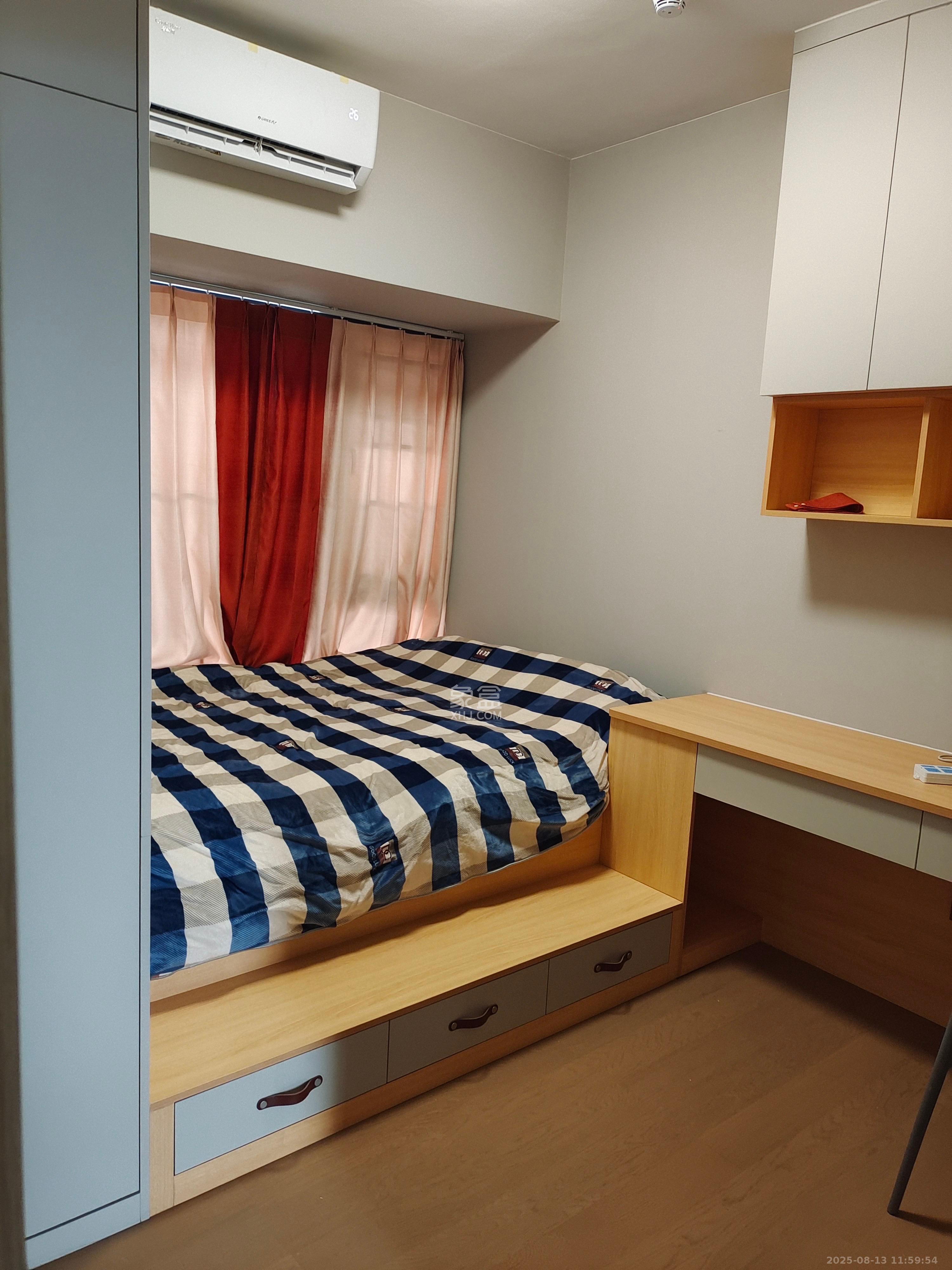 时代梅溪领峰  3室2厅2卫   3500.00元/月室内图