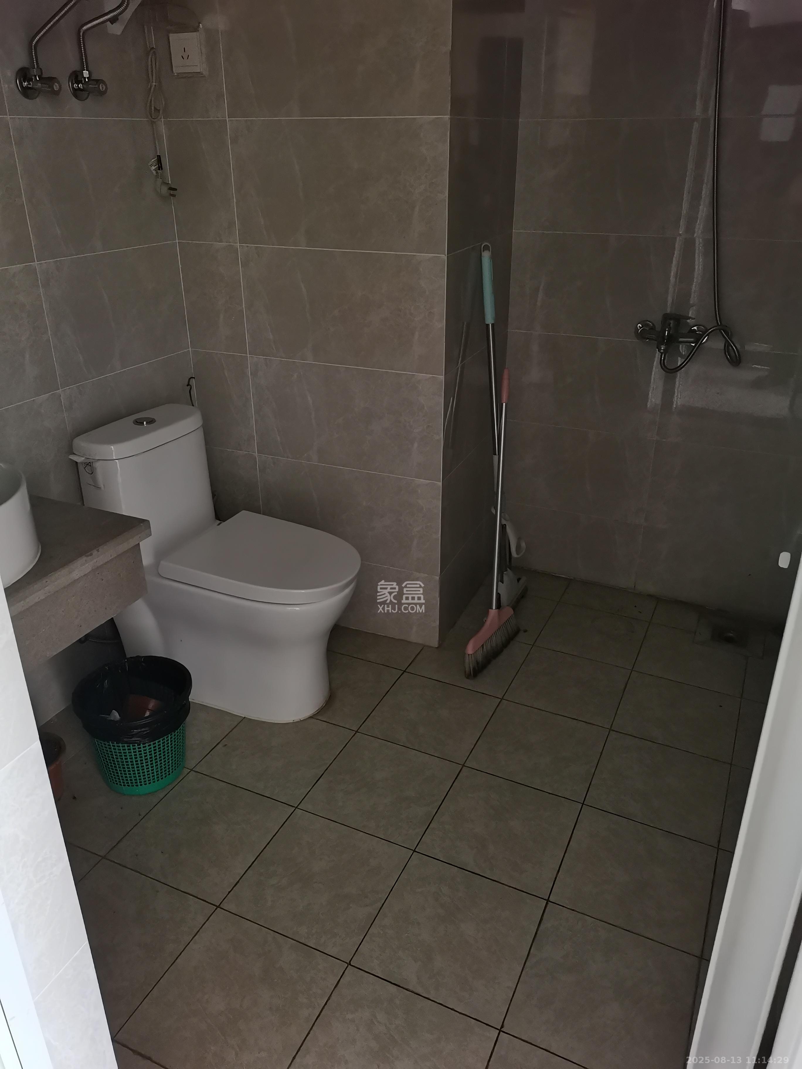 博长山水香颐 1室1厅1卫 1600.0元/月 博长山水香颐 1室1厅1卫 1600.0元/月室内图