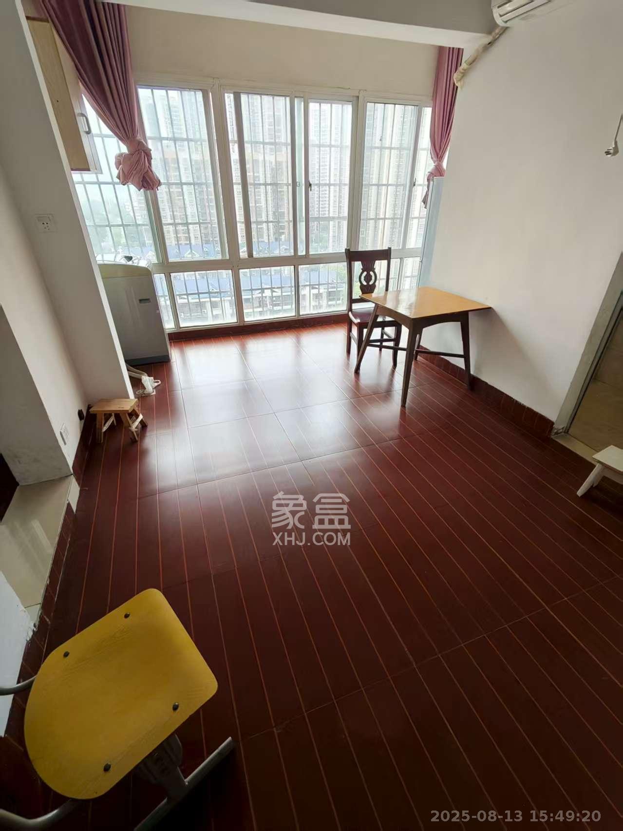 家兴苑  1室1厅1卫   1200.00元/月室内图