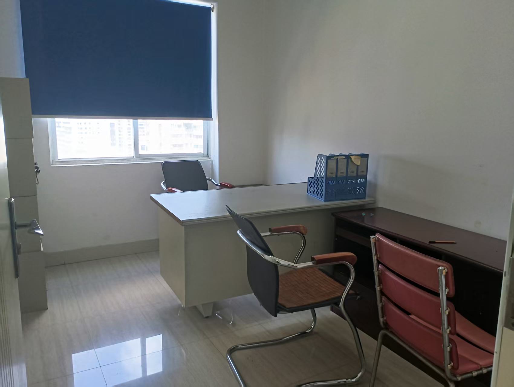 中盐大厦 3室2厅2卫 3000.0元/月 中盐大厦 3室2厅2卫 3000.0元/月室内图