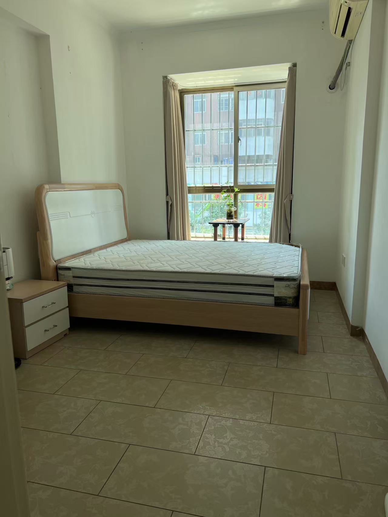 广昌花苑 4室2厅2卫 4800.0元/月 广昌花苑 4室2厅2卫 4800.0元/月室内图