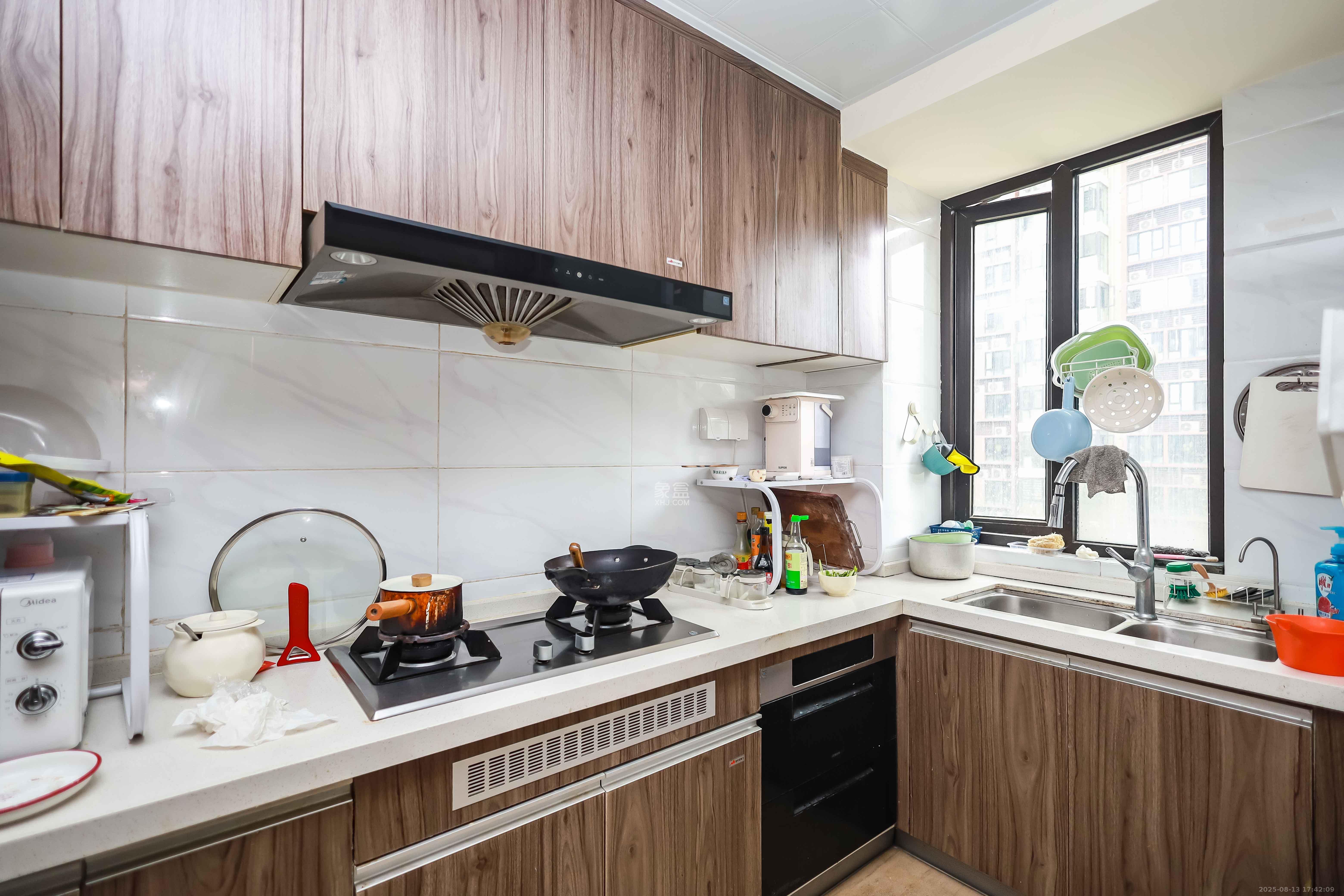 碧桂园荟隽棠  4室2厅2卫    120.0万厨房