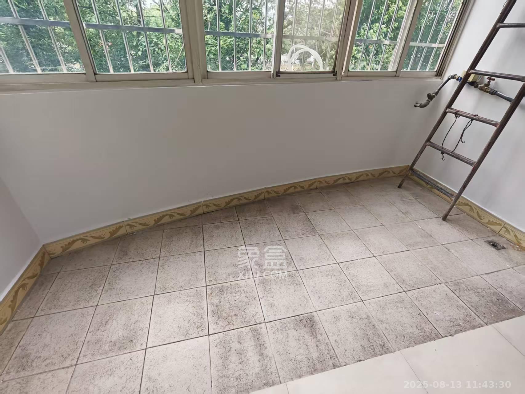 咸嘉新村悦峰园 3室2厅1卫 2400.0元/月 咸嘉新村悦峰园 3室2厅1卫 2400.0元/月室内图