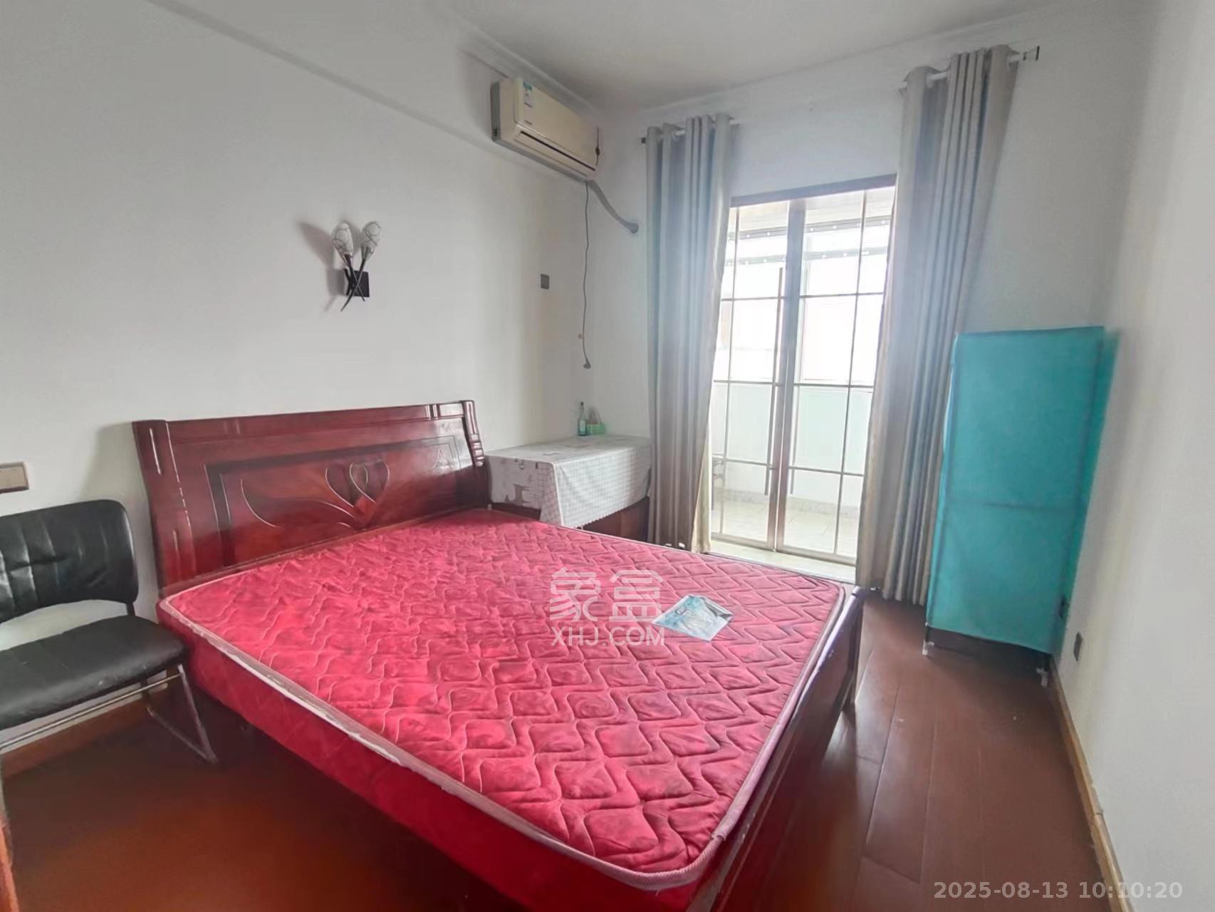 筑梦园 4室2厅2卫 2200.0元/月 筑梦园 4室2厅2卫 2200.0元/月室内图