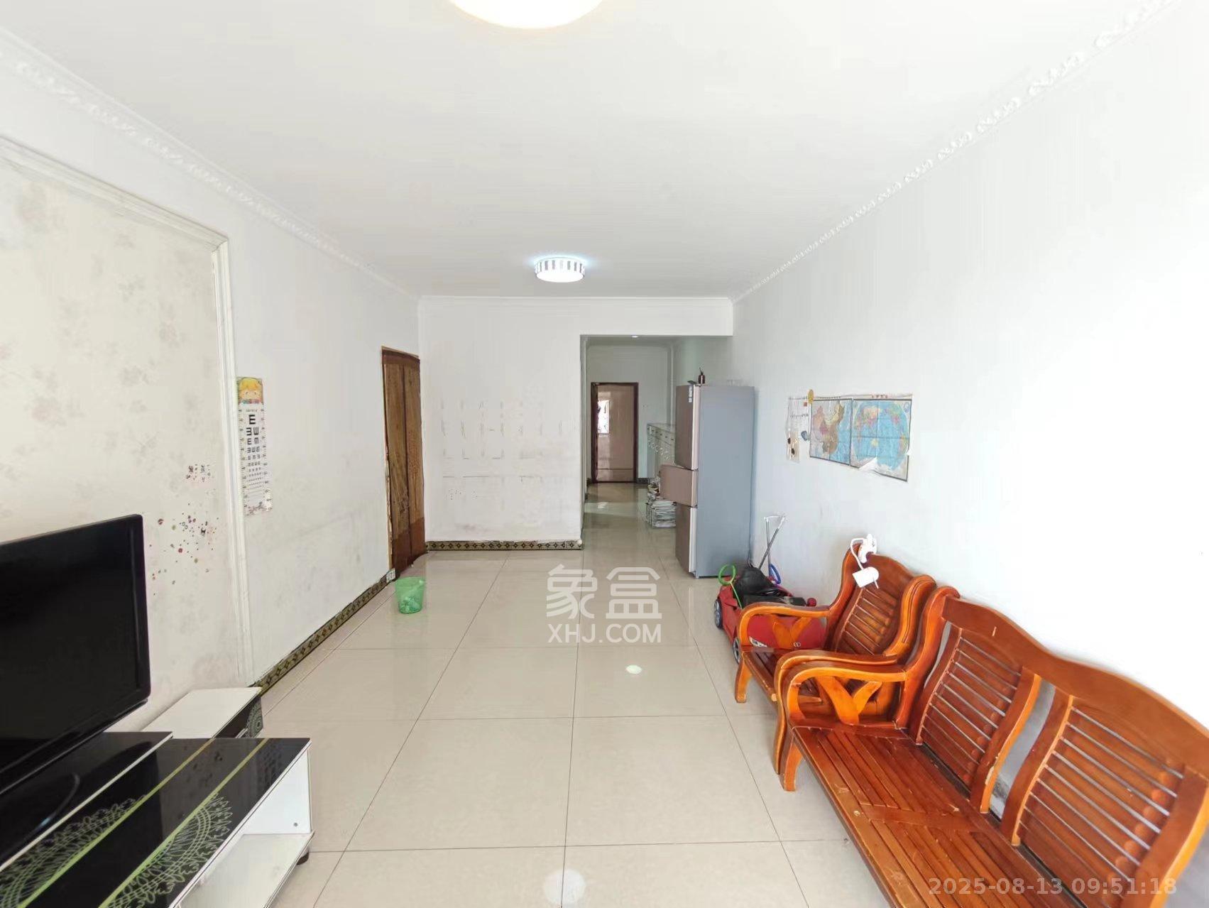 润屋美院 2室2厅1卫 2000.0元/月 润屋美院 2室2厅1卫 2000.0元/月室内图