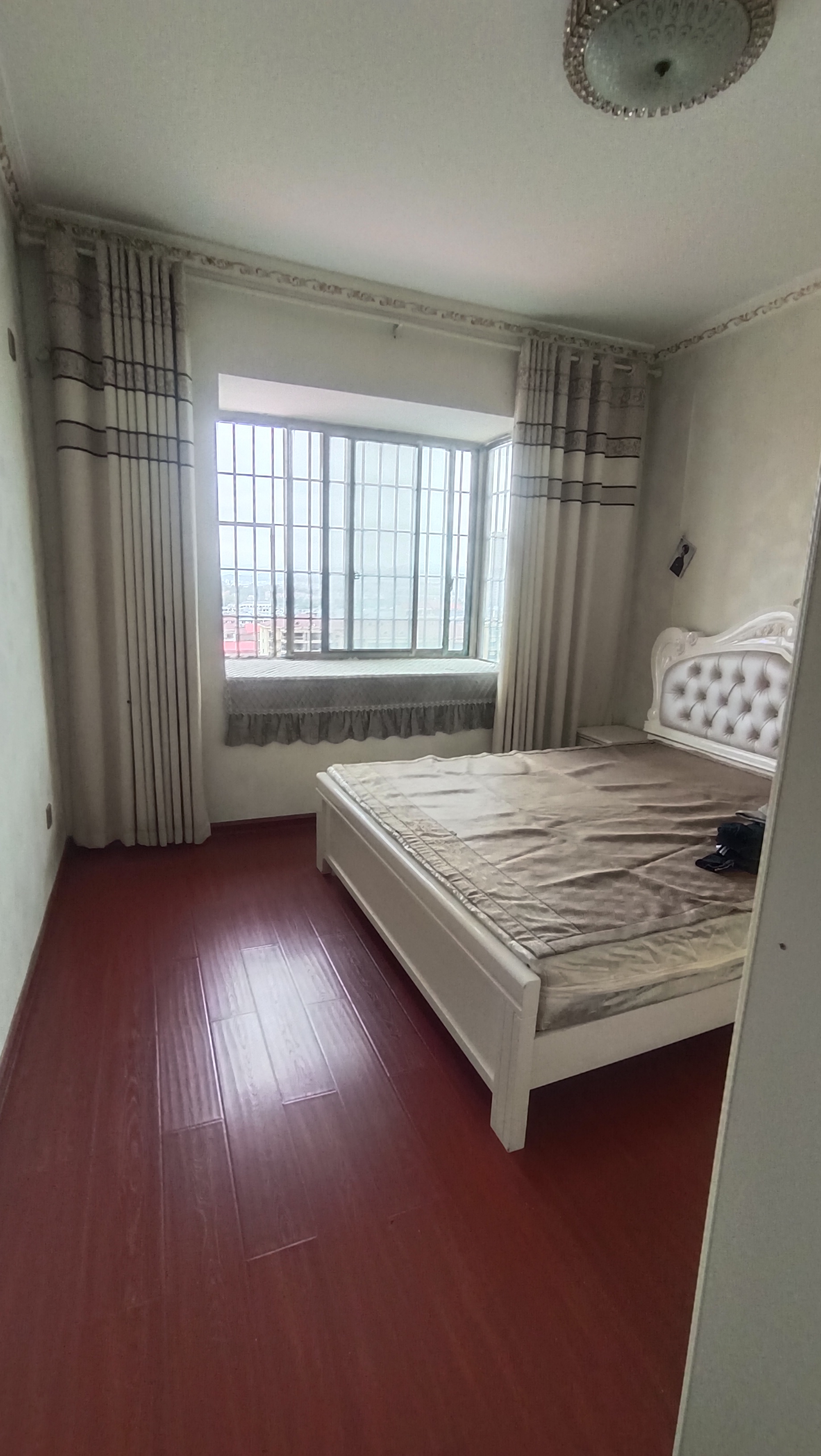 金碧文苑 1室2厅2卫 2000.0元/月 金碧文苑 1室2厅2卫 2000.0元/月室内图