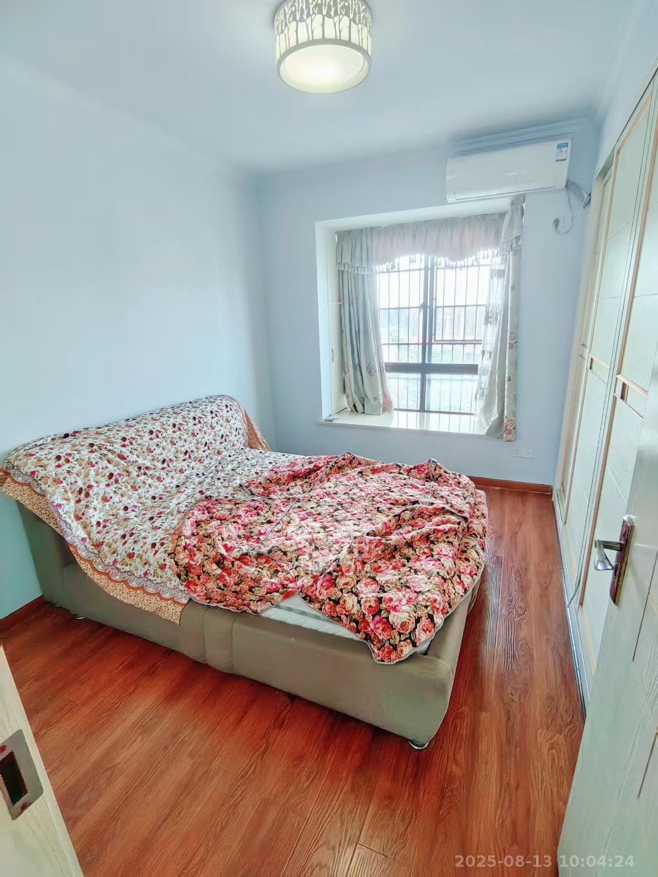 四方水岸(世方水岸)  3室1厅1卫    2580.0元/月室内图