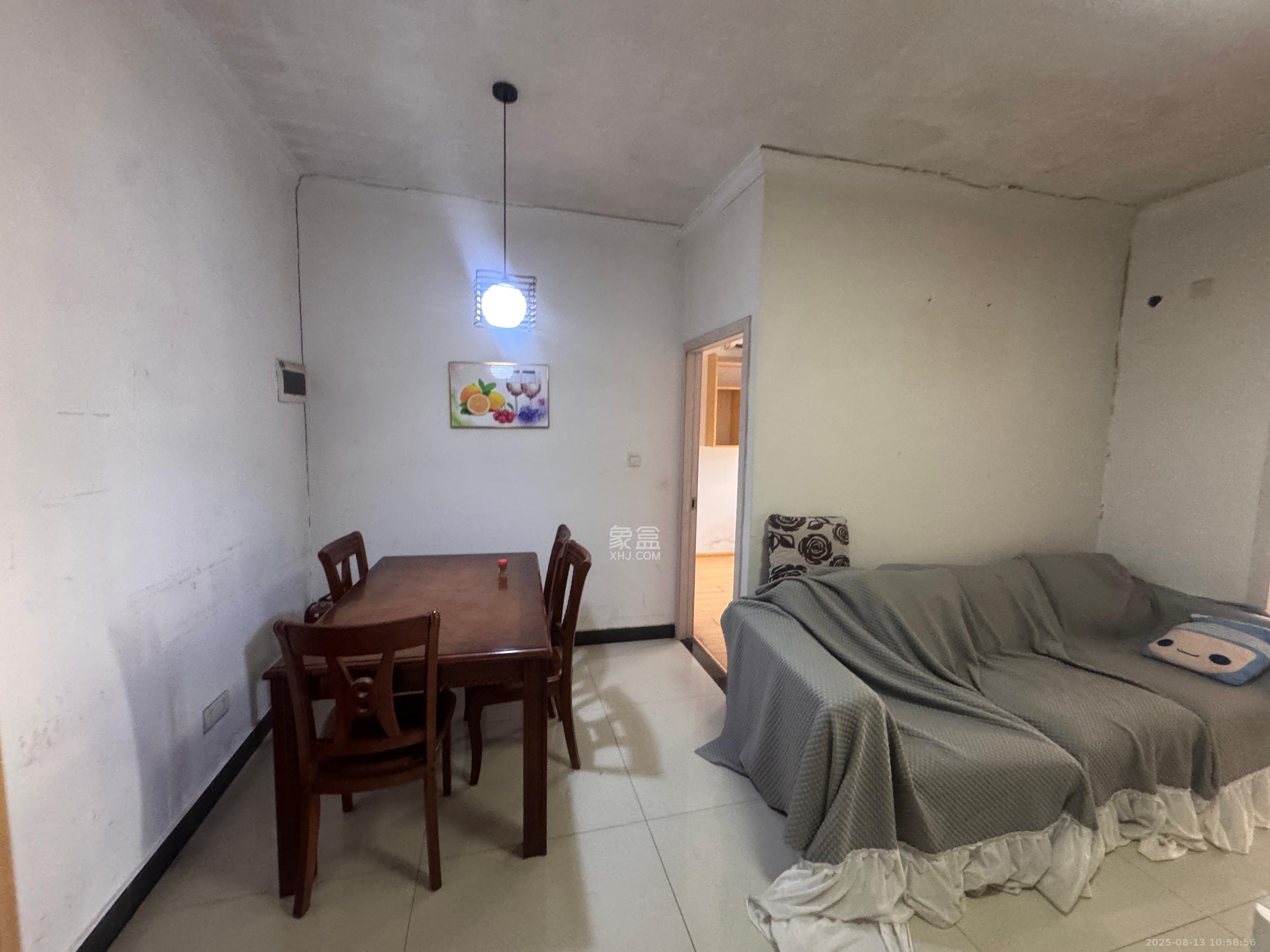 楚天世纪城东苑  2室2厅1卫    1600.0元/月室内图