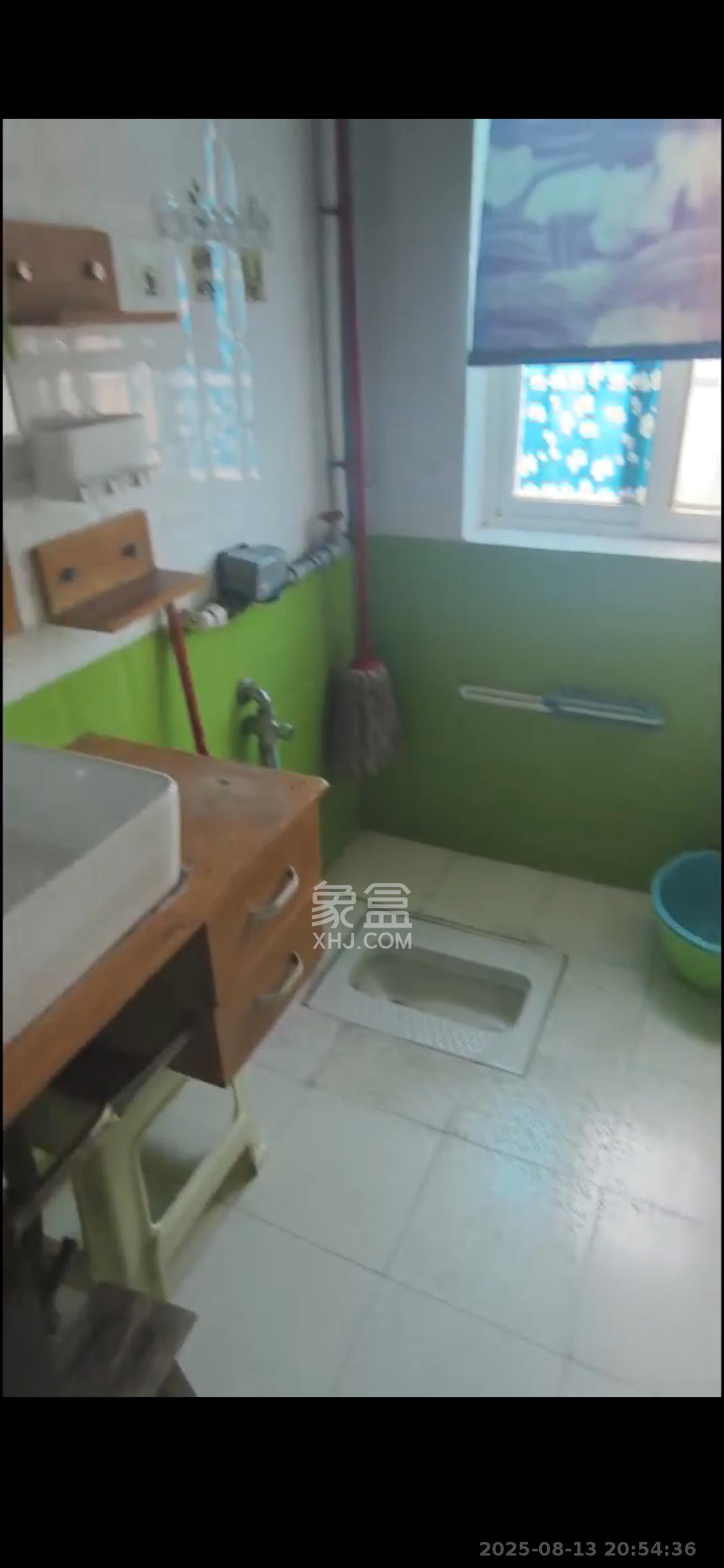 楚天馨苑  1室2厅1卫    500.0元/月 楚天馨苑  1室2厅1卫    500.0元/月室内图