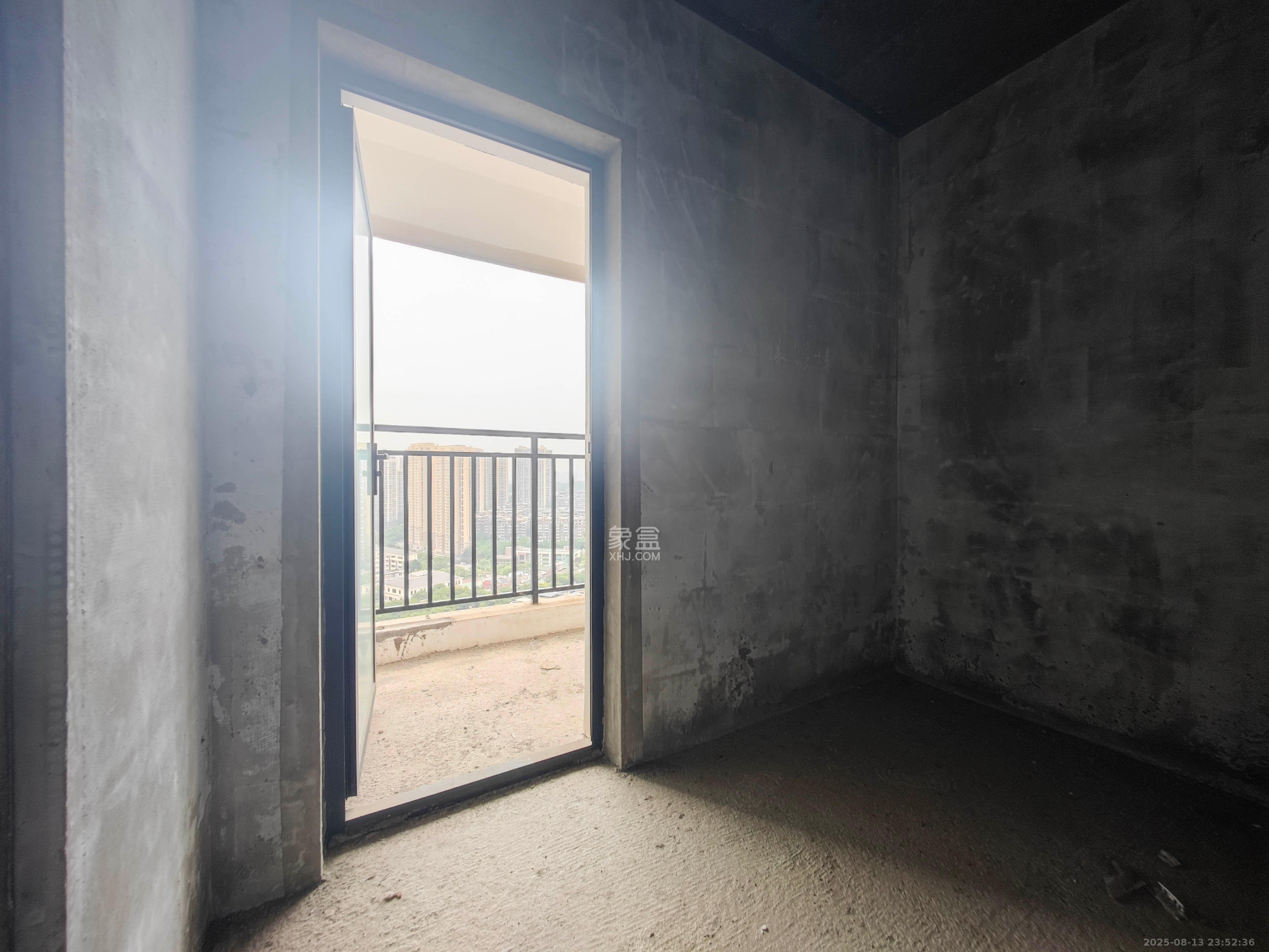 中建嘉和城 3室2厅2卫 85.0万 中建嘉和城 3室2厅2卫 85.0万其他