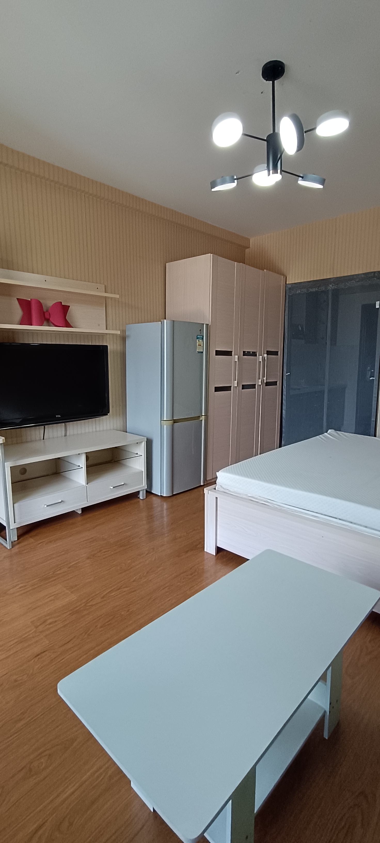 蓝色港湾 1室1厅0卫 1000.0元/月 蓝色港湾 1室1厅0卫 1000.0元/月室内图