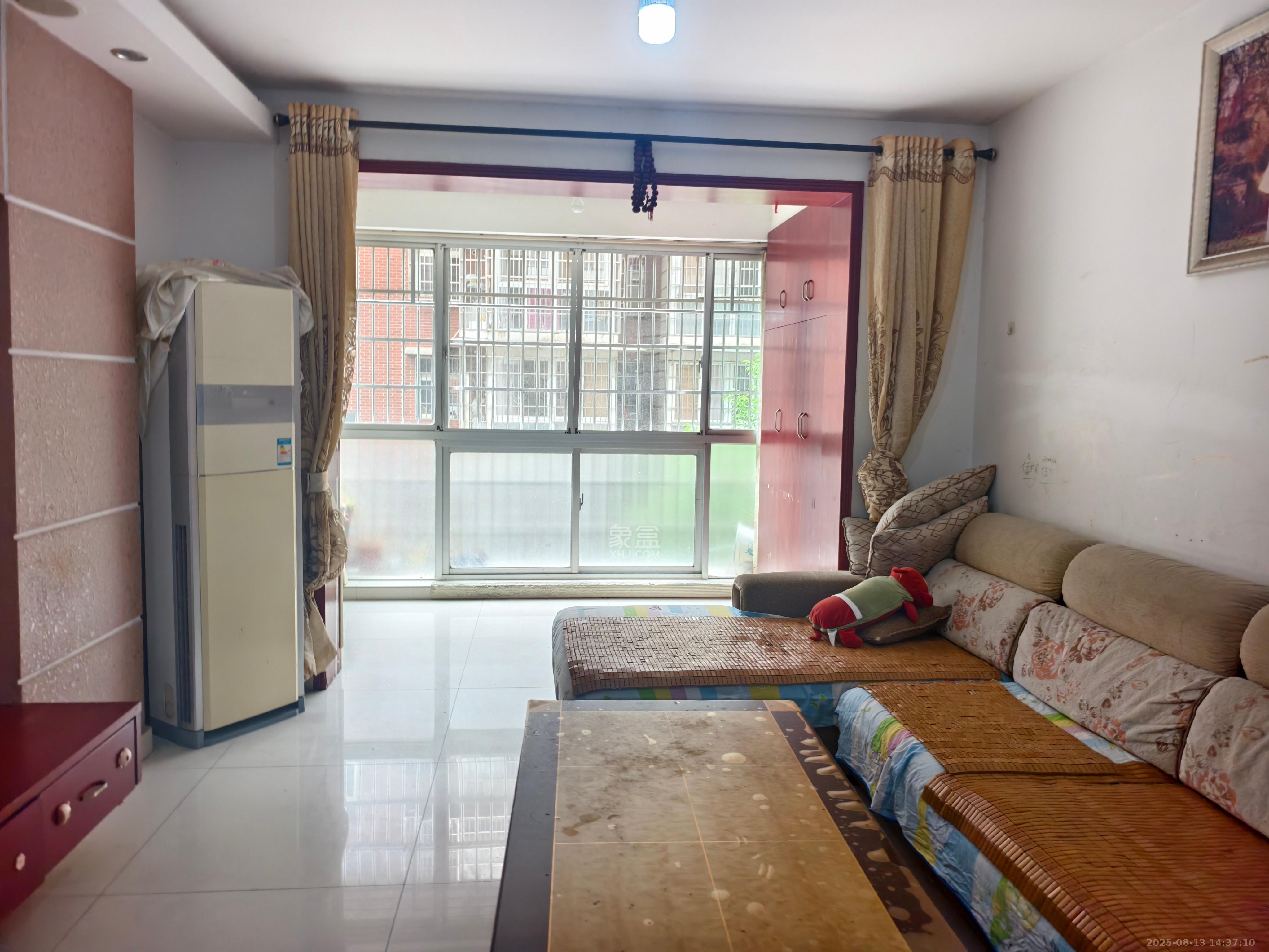 湘瑞家园 2室2厅1卫 1200.0元/月 湘瑞家园 2室2厅1卫 1200.0元/月室内图