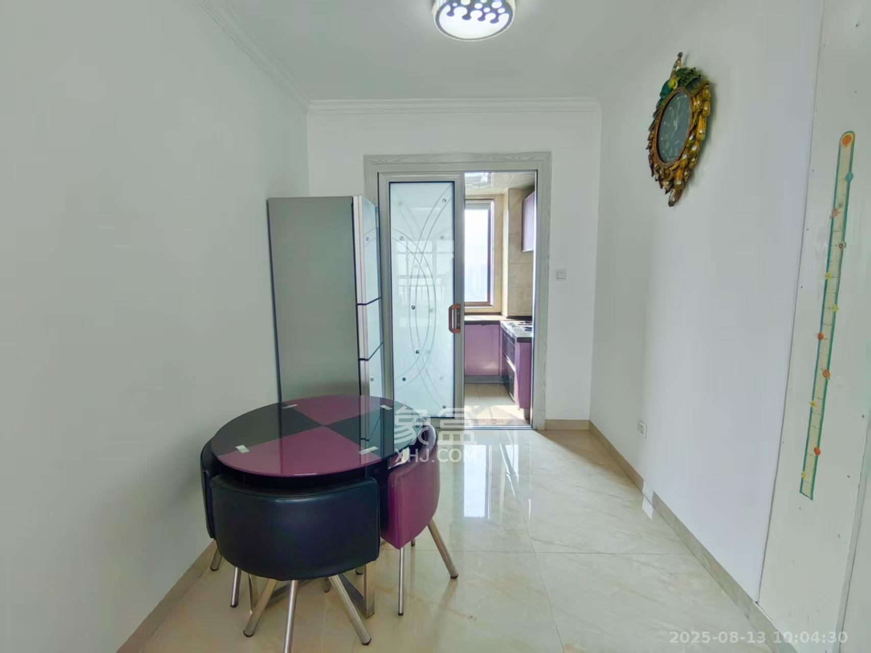 四方水岸(世方水岸) 3室1厅1卫 2580.0元/月 四方水岸(世方水岸) 3室1厅1卫 2580.0元/月室内图