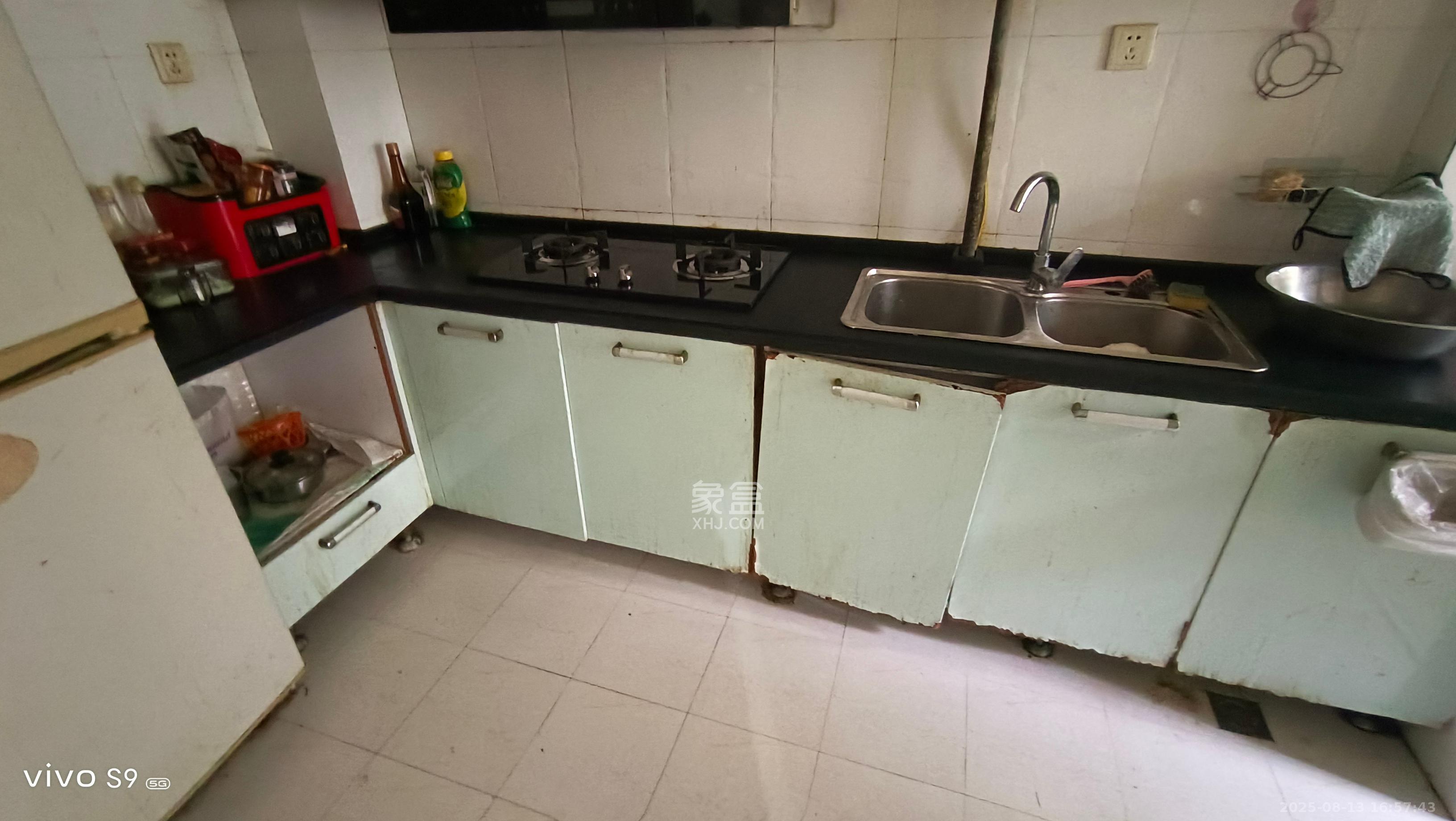 山水人家三期 3室2厅1卫 1500.0元/月 山水人家三期 3室2厅1卫 1500.0元/月室内图