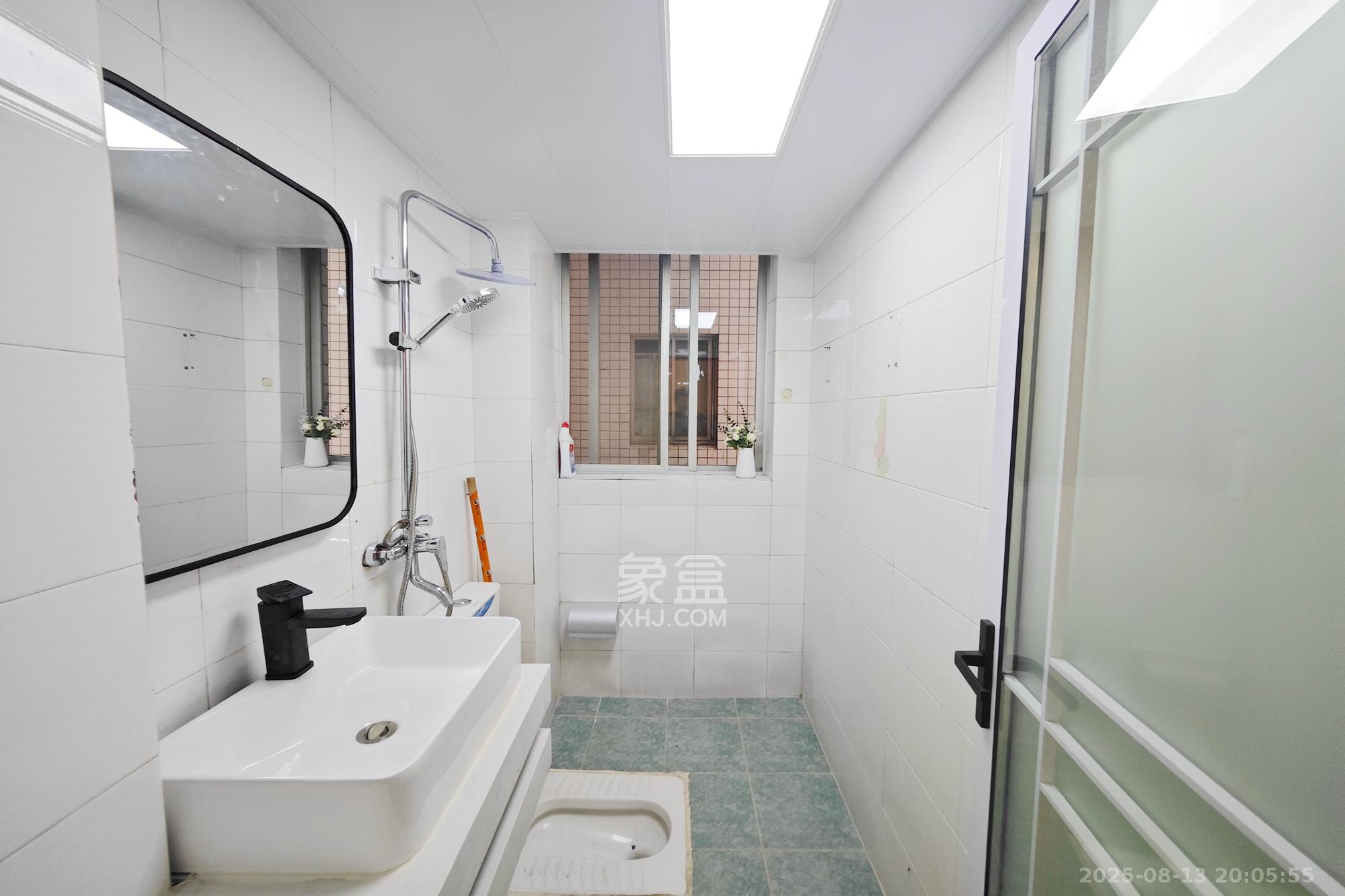 东方新世界  2室2厅1卫    56.8万其他