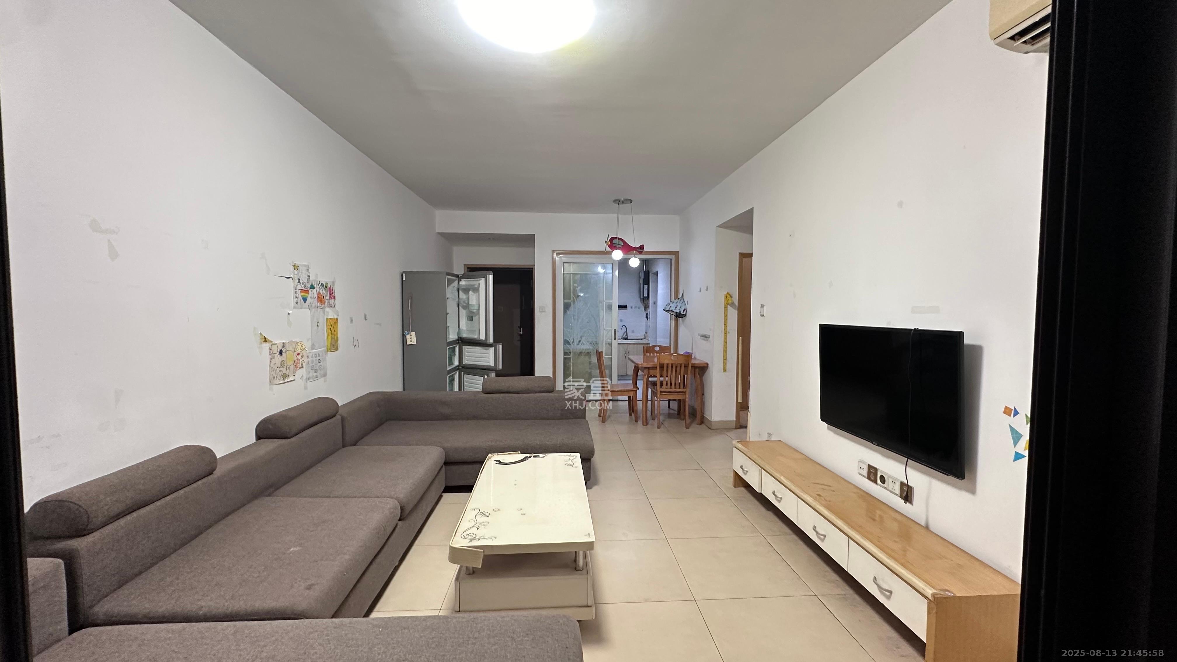 融科檀香山(融科紫檀、香山国际) 2室2厅1卫 2600.0元/月 融科檀香山(融科紫檀、香山国际) 2室2厅1卫 2600.0元/月室内图