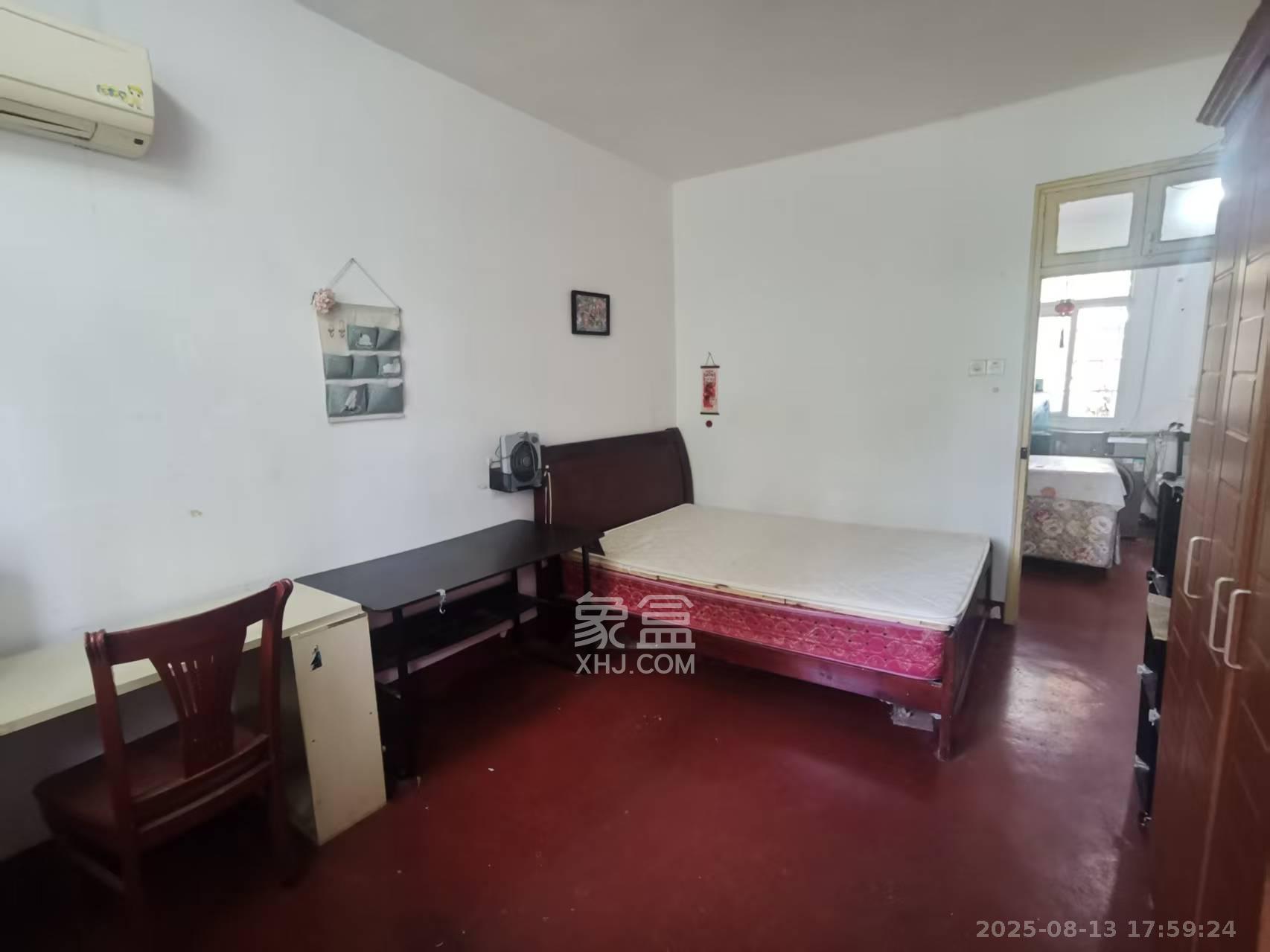 望月湖小区六片(湖中社区六片小区) 2室1厅1卫 1300.0元/月 望月湖小区六片(湖中社区六片小区) 2室1厅1卫 1300.0元/月室内图