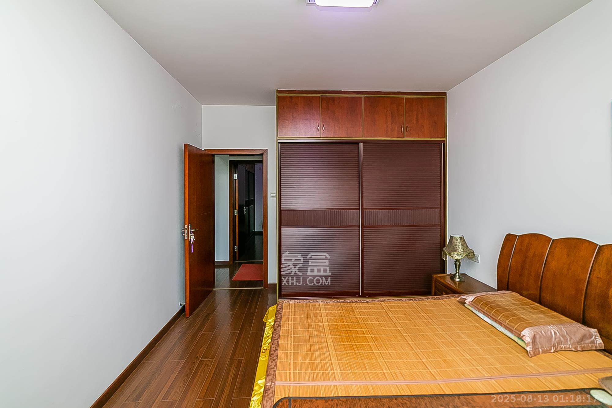 中江国际花城  2室2厅1卫    90.0万 中江国际花城  2室2厅1卫    90.0万卧室