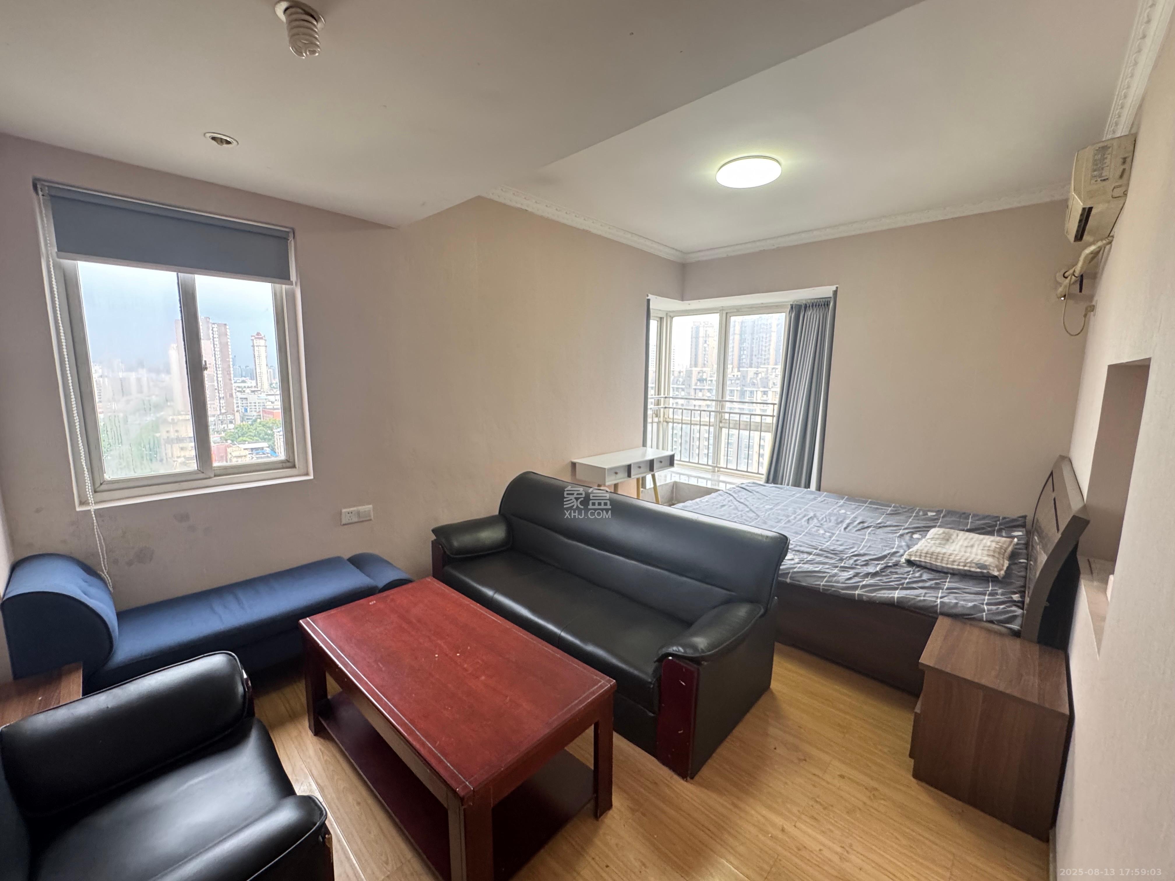 新芙蓉之都 2室2厅1卫 2600.0元/月 新芙蓉之都 2室2厅1卫 2600.0元/月室内图