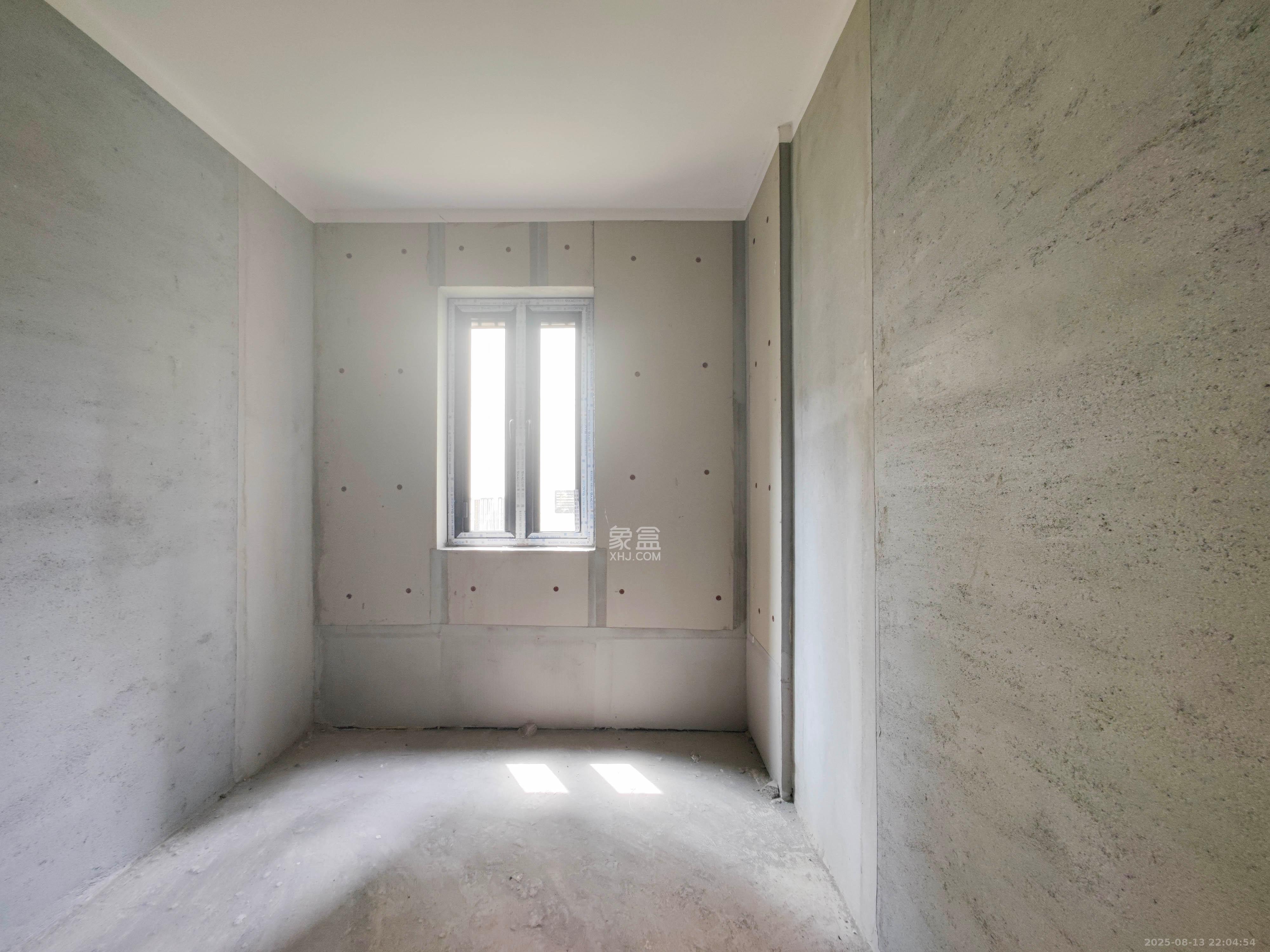 长房岭秀时代  7室3厅4卫    348.0万其他