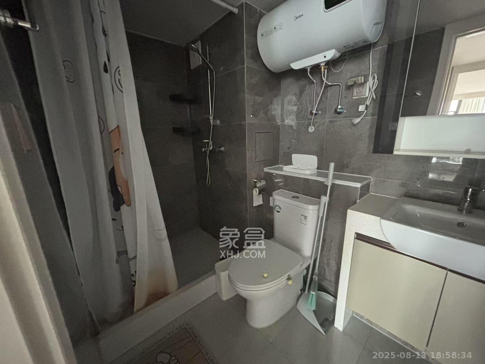 华远华时代 3室2厅1卫 4500.0元/月 华远华时代 3室2厅1卫 4500.0元/月室内图