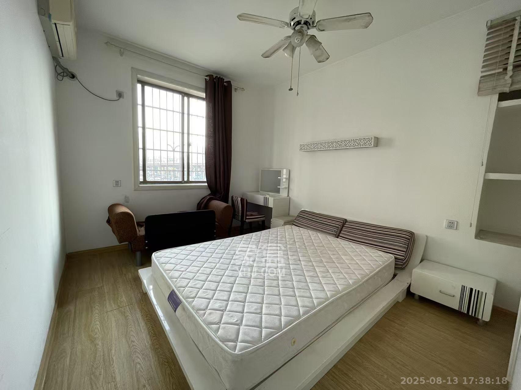 八方公司宿舍(师家老屋)  2室1厅1卫    1600.0元/月 八方公司宿舍(师家老屋)  2室1厅1卫    1600.0元/月室内图