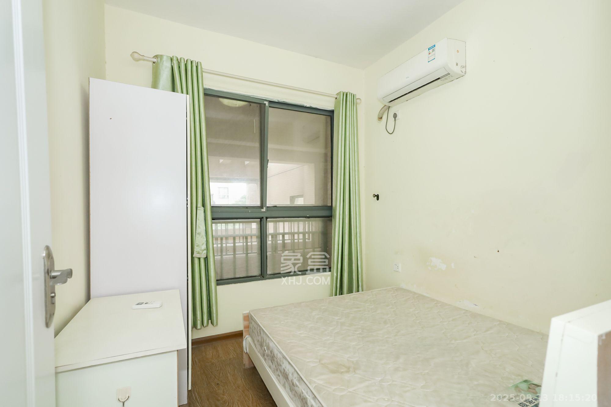 兰亭都荟（璟峰苑）  3室2厅1卫   2400.00元/月室内图
