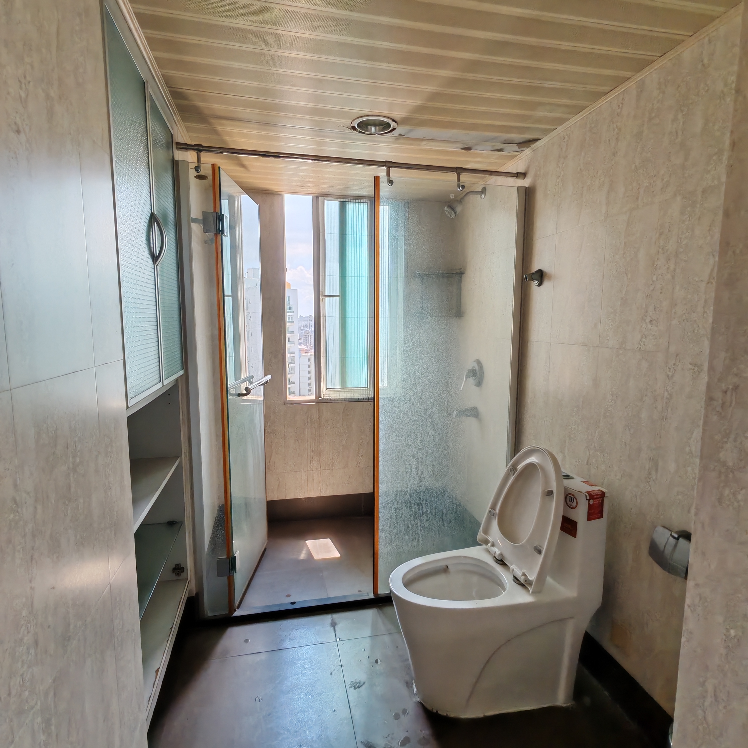 世贸雅苑 5室2厅3卫 5500.0元/月 世贸雅苑 5室2厅3卫 5500.0元/月室内图