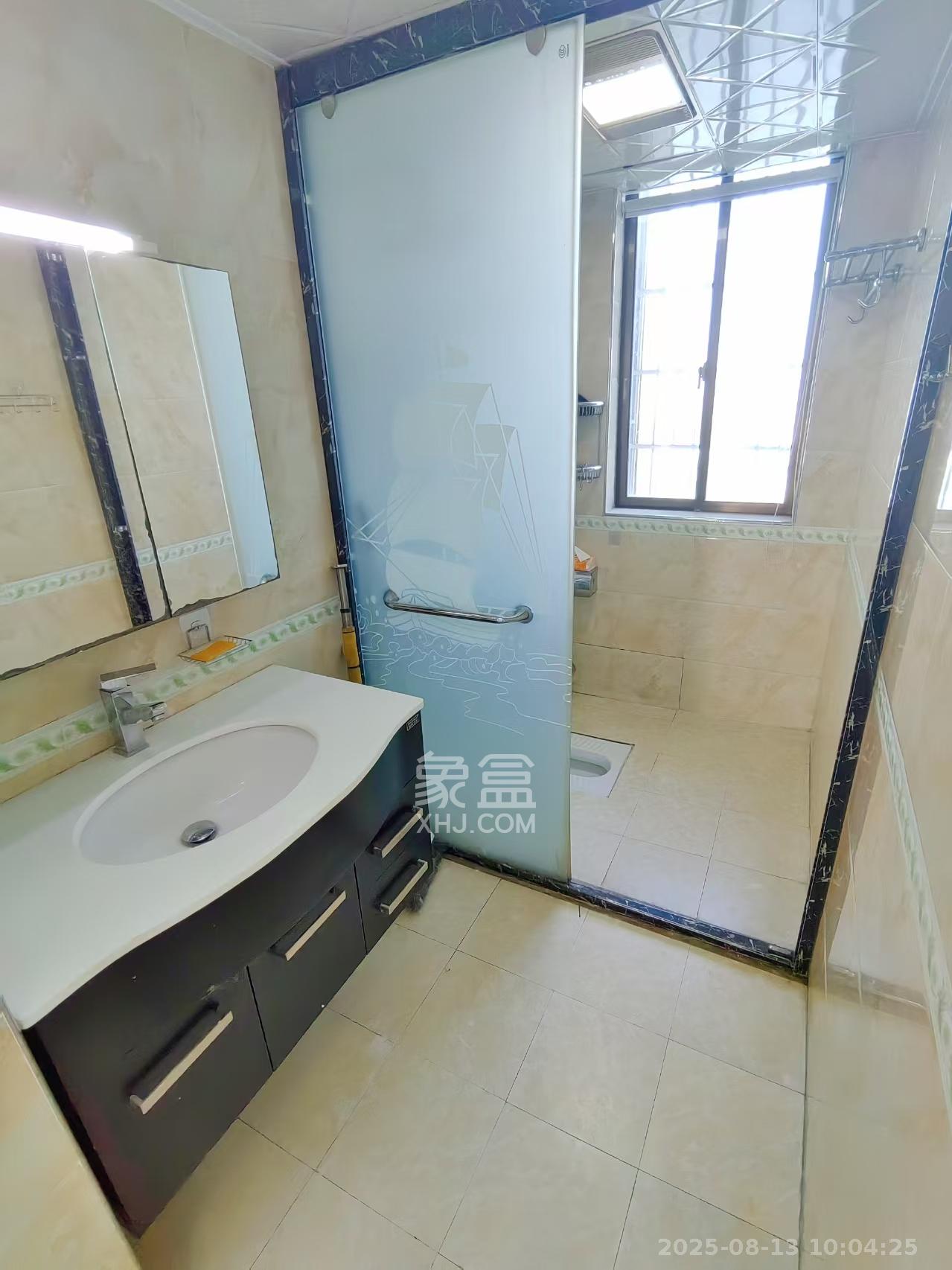 四方水岸(世方水岸) 3室1厅1卫 2580.0元/月 四方水岸(世方水岸) 3室1厅1卫 2580.0元/月室内图