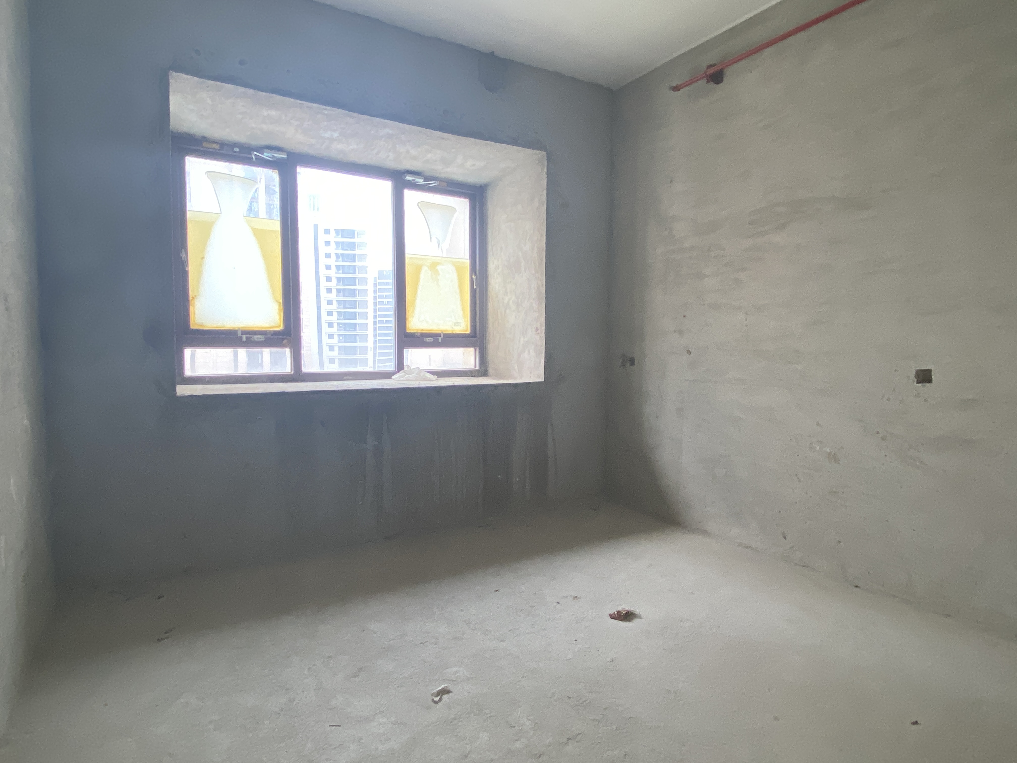 海航豪庭南苑 4室2厅3卫 490.0万 海航豪庭南苑 4室2厅3卫 490.0万客厅