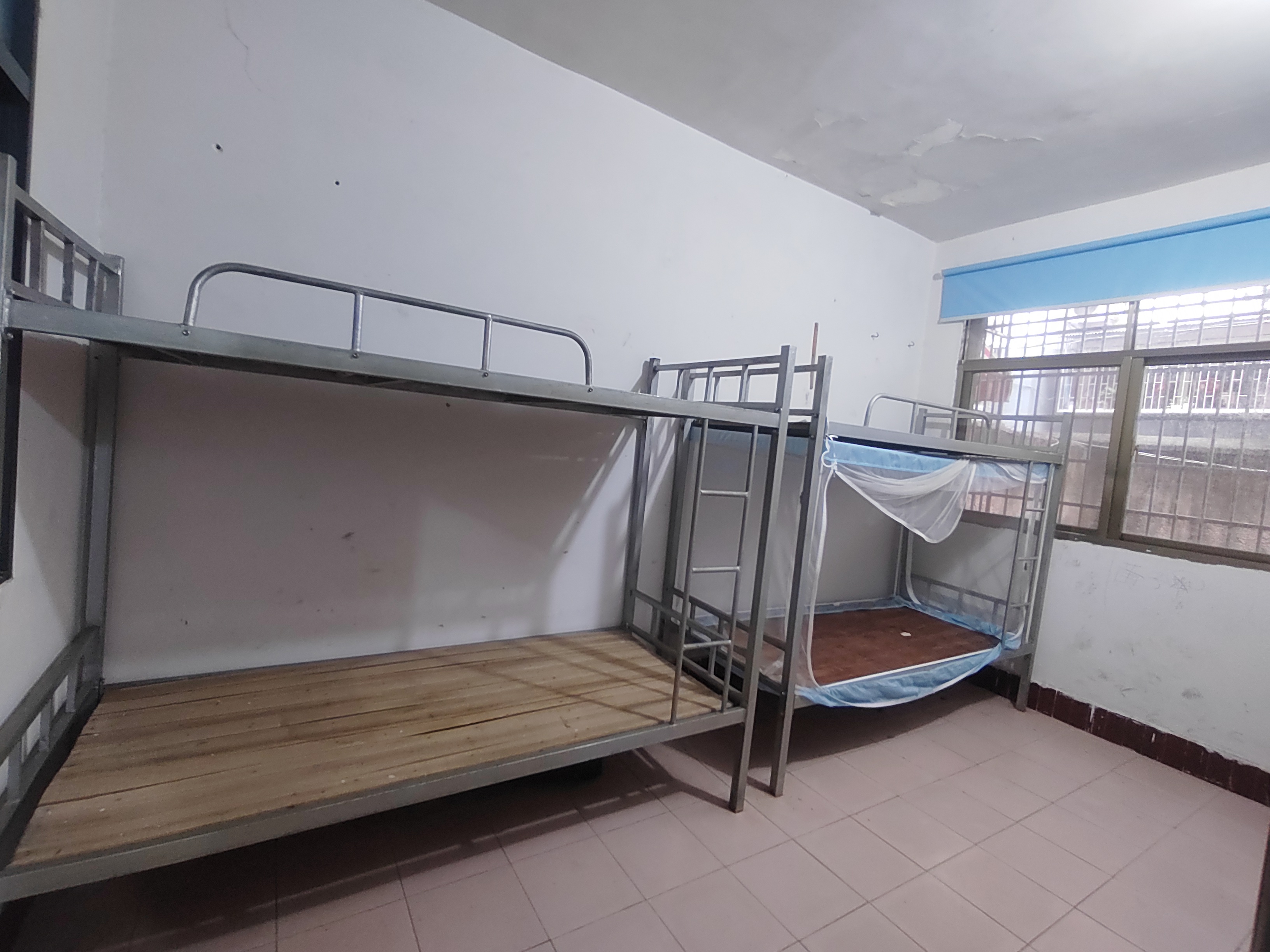 娄底第三完全小学家属楼 1室0厅0卫 1280.0元/月 娄底第三完全小学家属楼 1室0厅0卫 1280.0元/月室内图