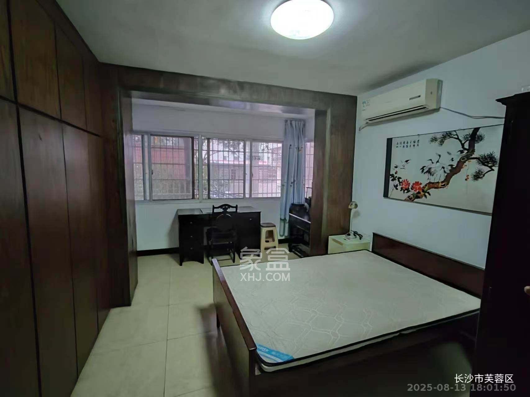 新富城  2室2厅1卫    2700.0元/月 新富城  2室2厅1卫    2700.0元/月室内图