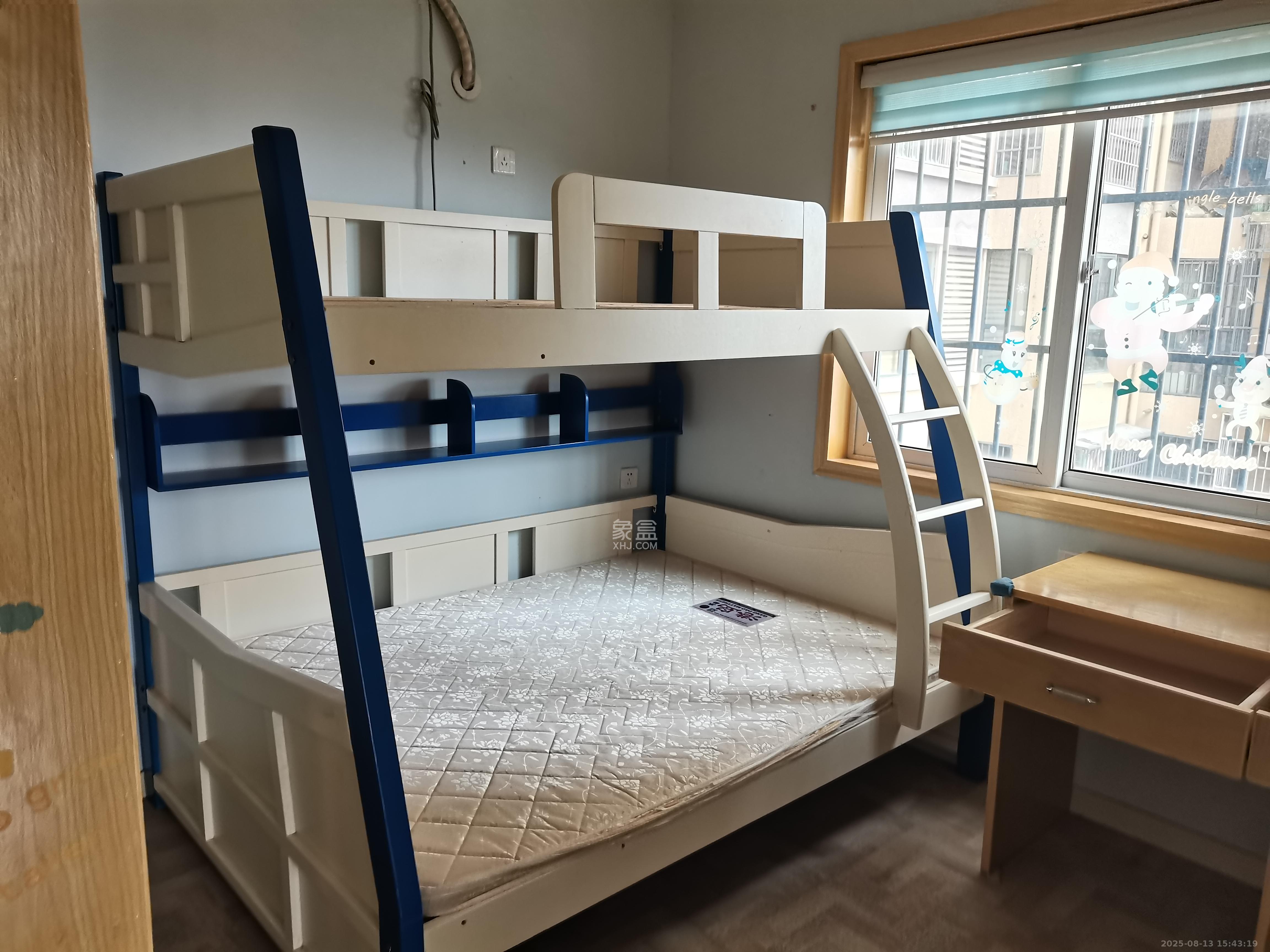 天麓尚层  2室2厅1卫    2000.0元/月室内图