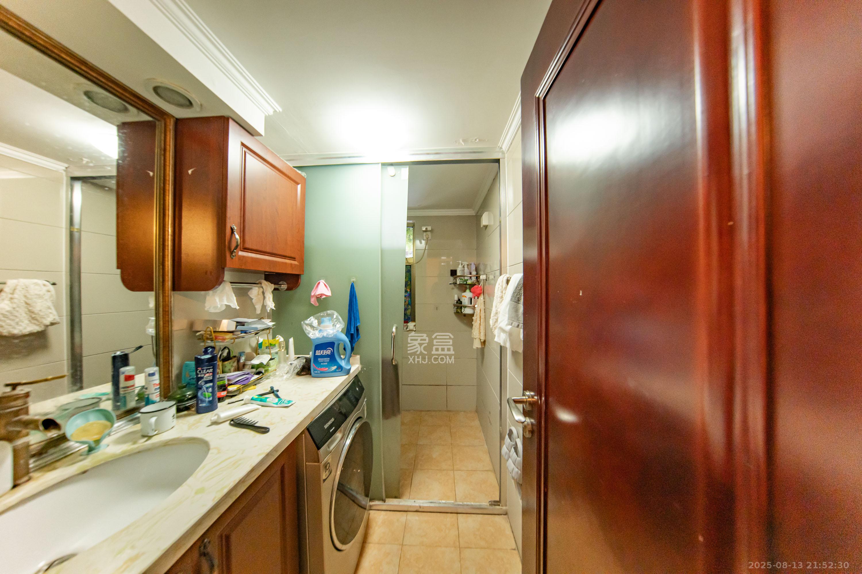 江山帝景雅典 4室2厅1卫 158.0万 江山帝景雅典 4室2厅1卫 158.0万卫生间