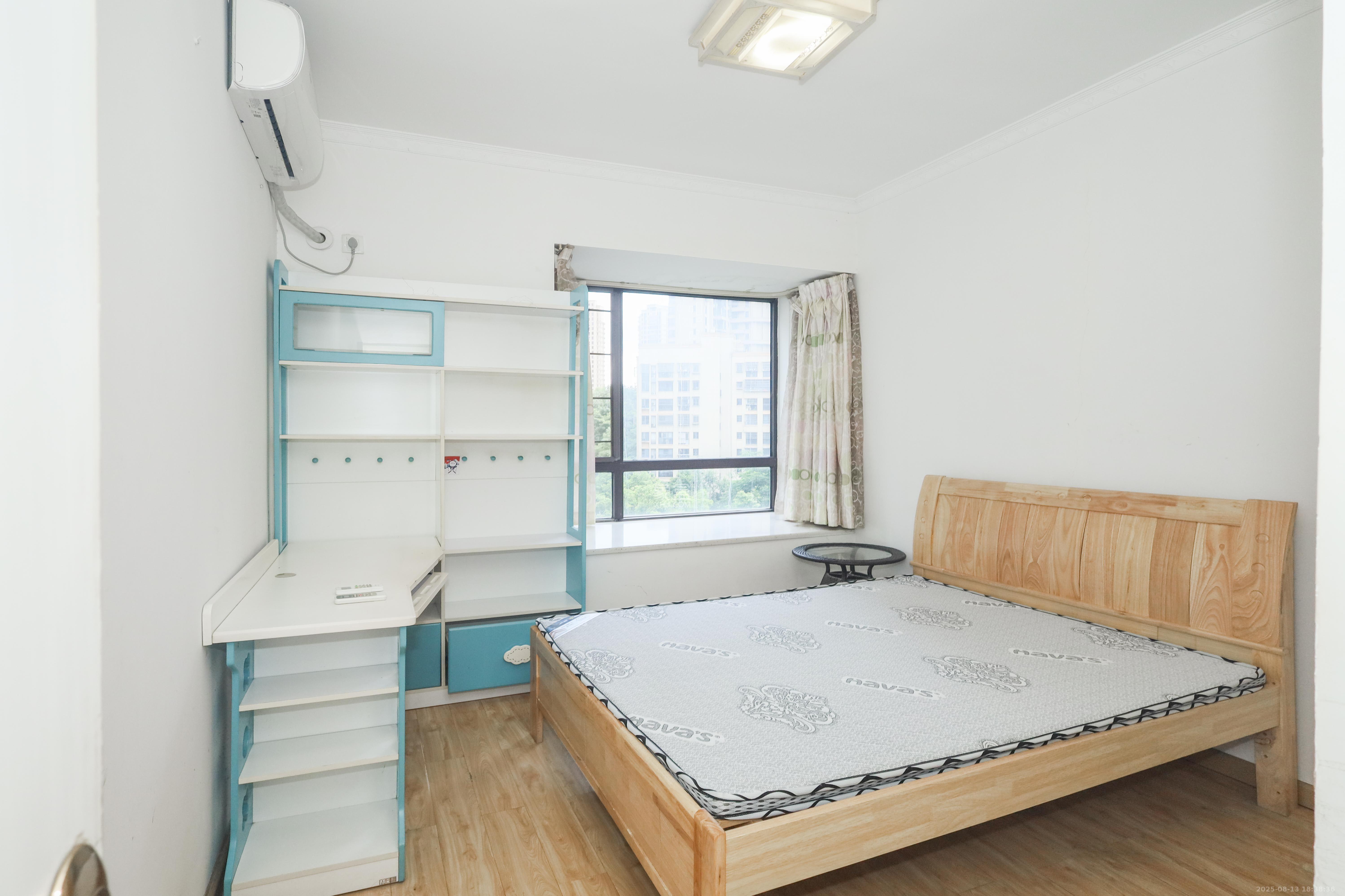 保利麓谷林语E区  4室2厅2卫   2800.00元/月室内图