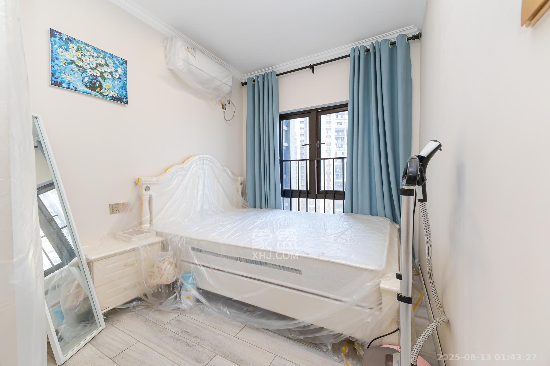 时代倾城三期 2室2厅1卫 70.0万 时代倾城三期 2室2厅1卫 70.0万卧室