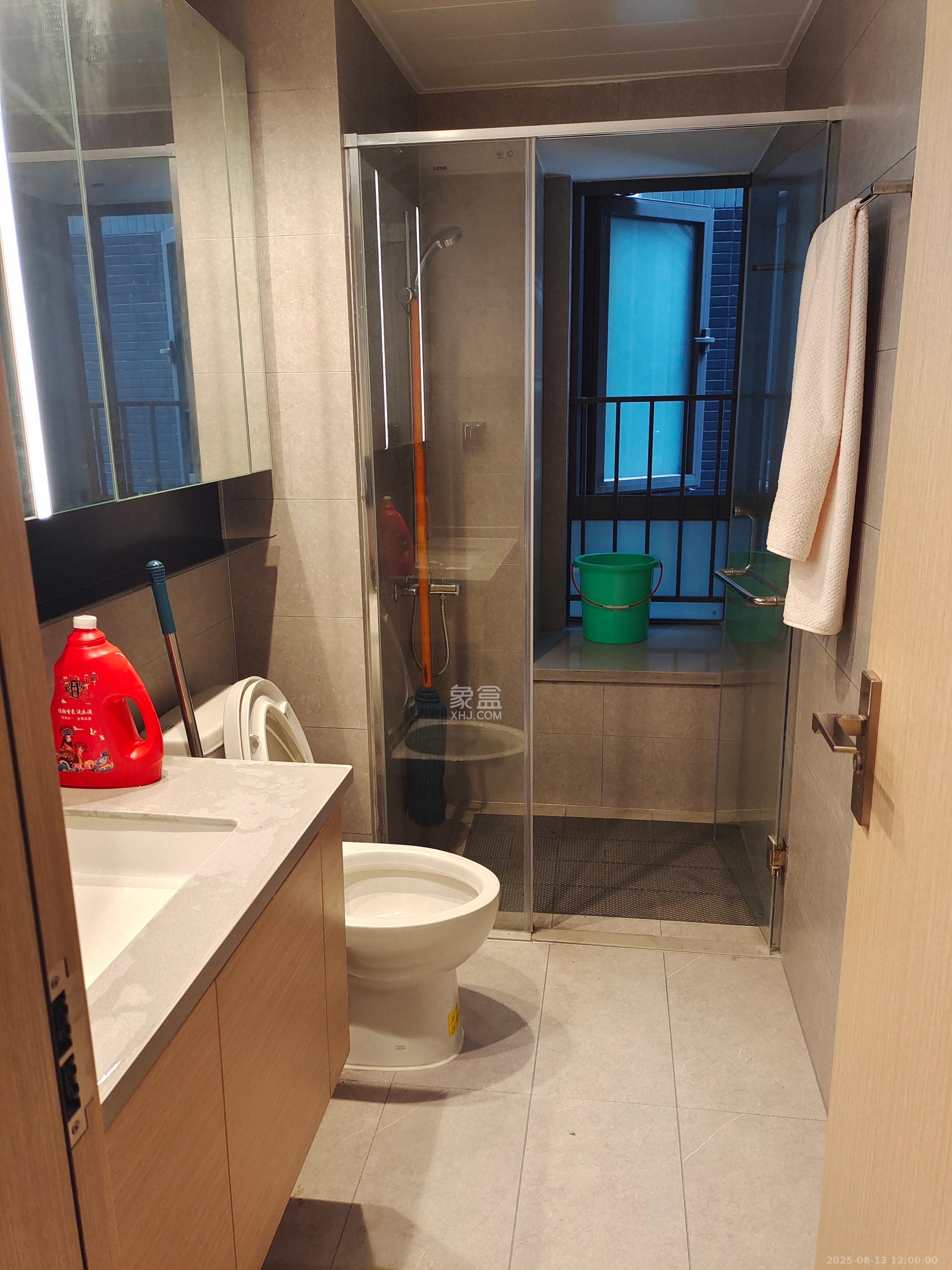 时代梅溪领峰 3室2厅2卫 3200.0元/月 时代梅溪领峰 3室2厅2卫 3200.0元/月室内图