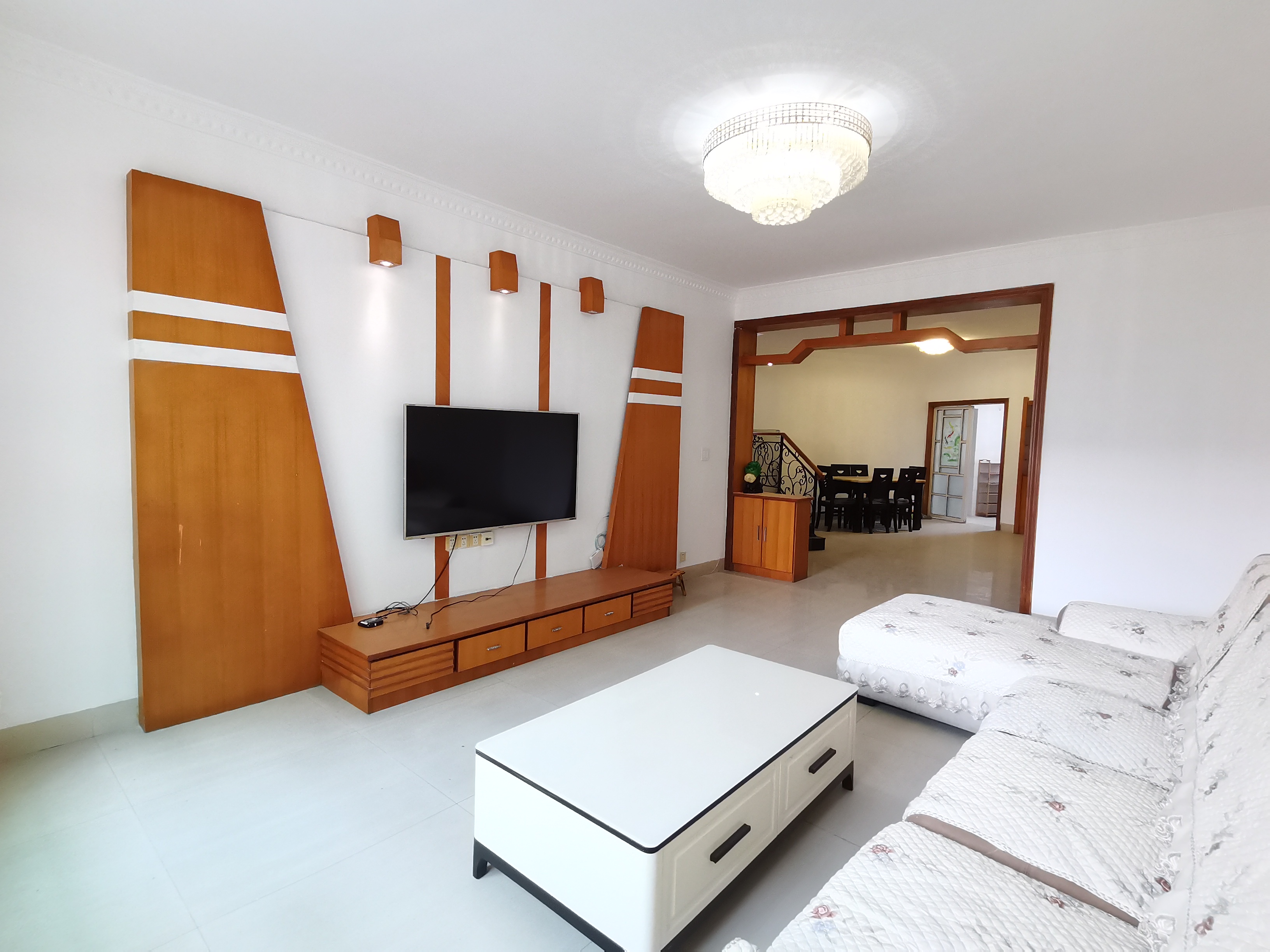 金帆小区 1室0厅0卫 1500.0元/月 金帆小区 1室0厅0卫 1500.0元/月室内图