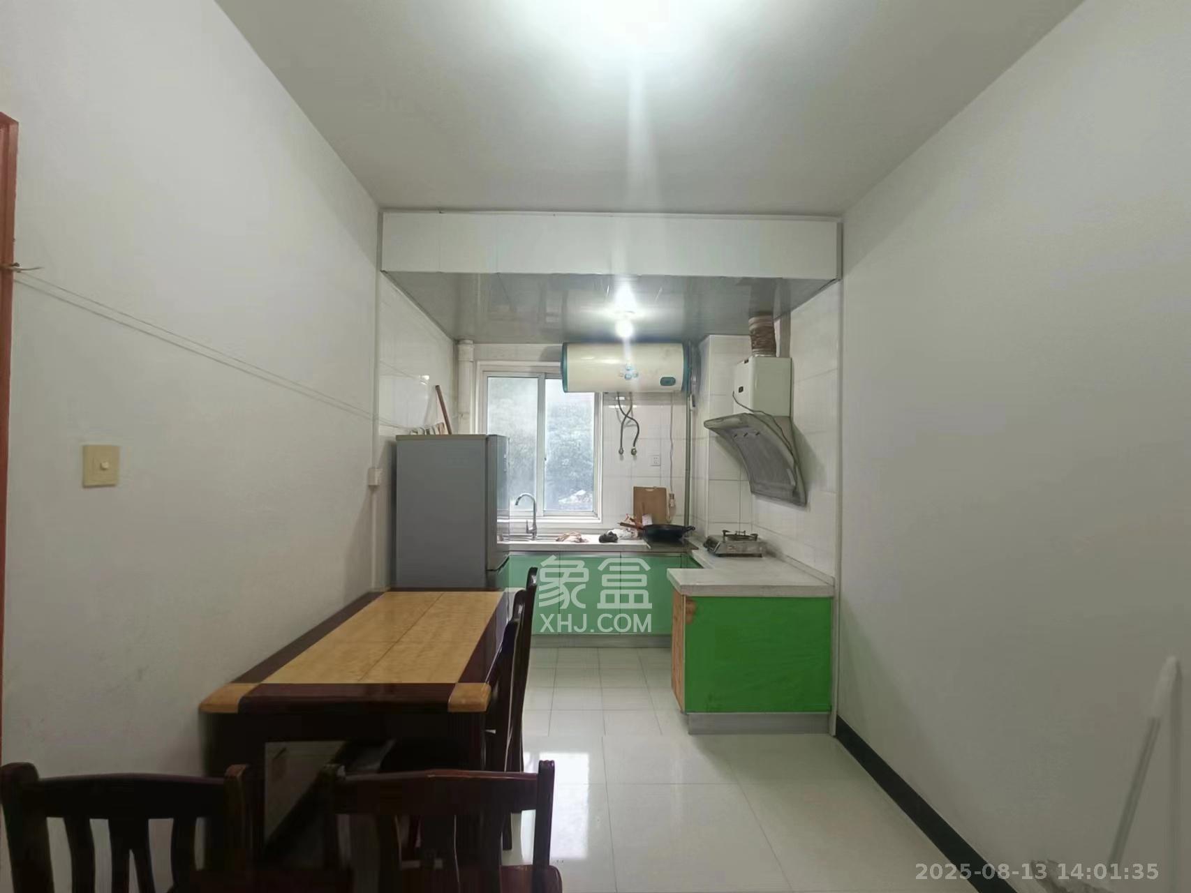 新芙蓉之都 2室2厅1卫 2000.0元/月 新芙蓉之都 2室2厅1卫 2000.0元/月室内图