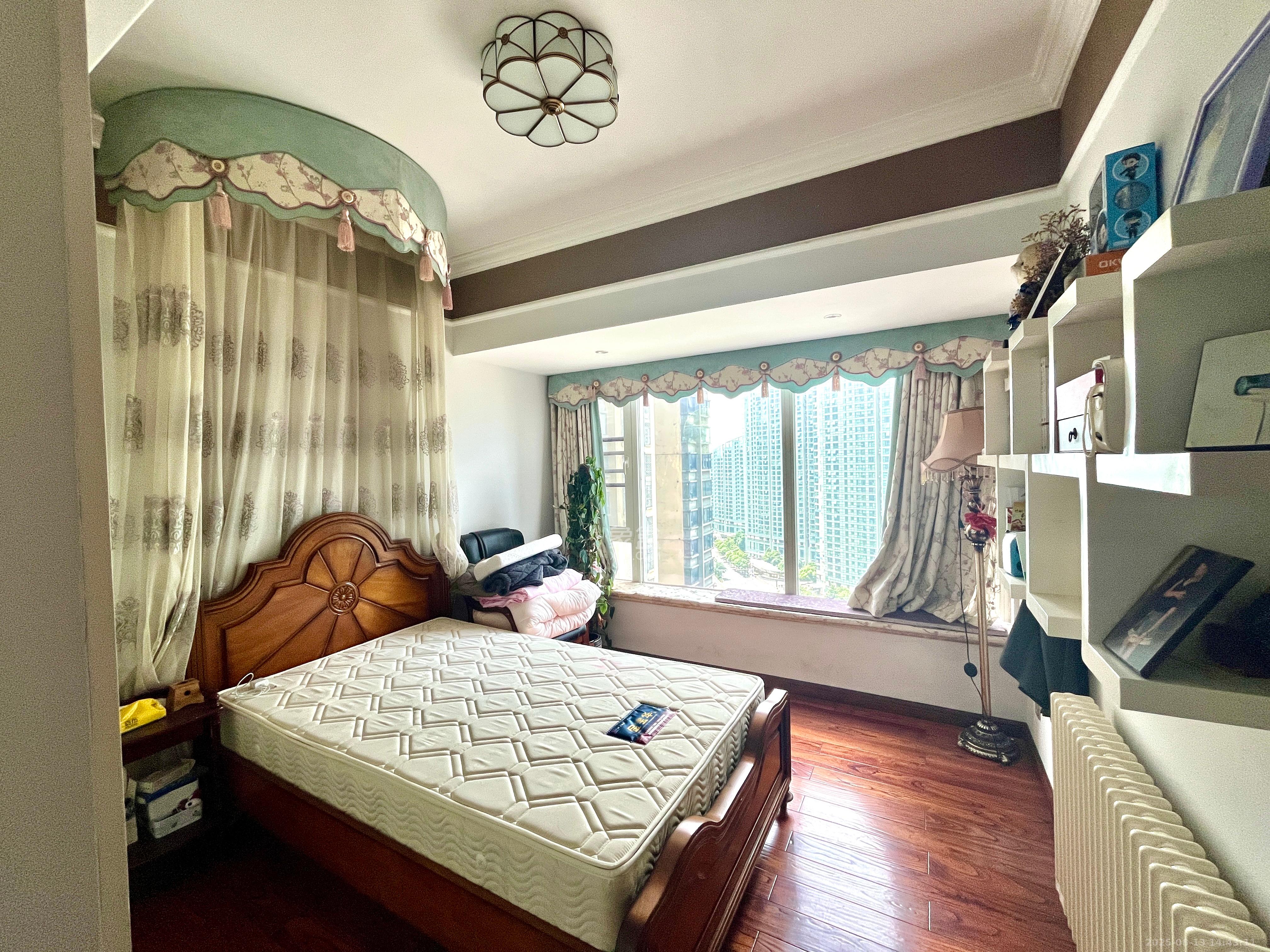 北辰三角洲D2区 4室2厅2卫 6500.0元/月 北辰三角洲D2区 4室2厅2卫 6500.0元/月室内图